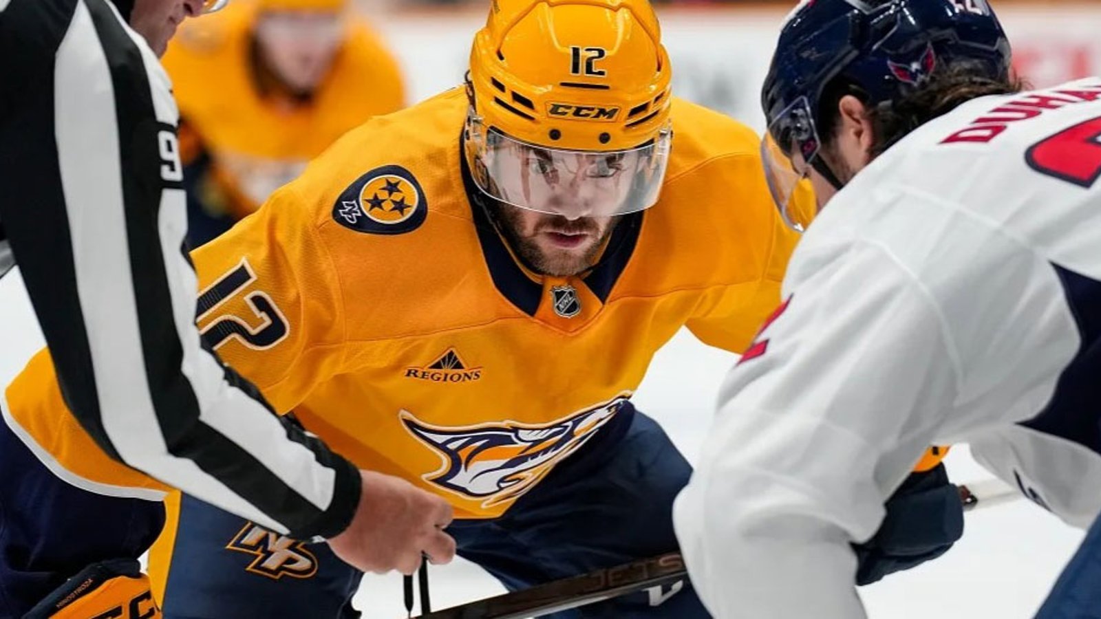 Predators place veteran forward Hinostroza on waivers following 5th straight loss