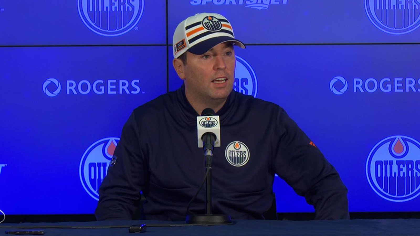Oilers coach Jay Woodcroft has words for Connor McDavid! 