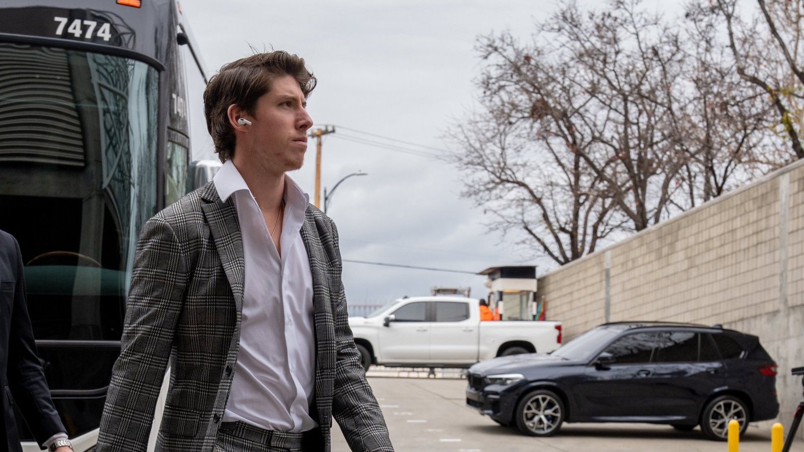 Bold sign-and-trade plan on the table for Mitch Marner!