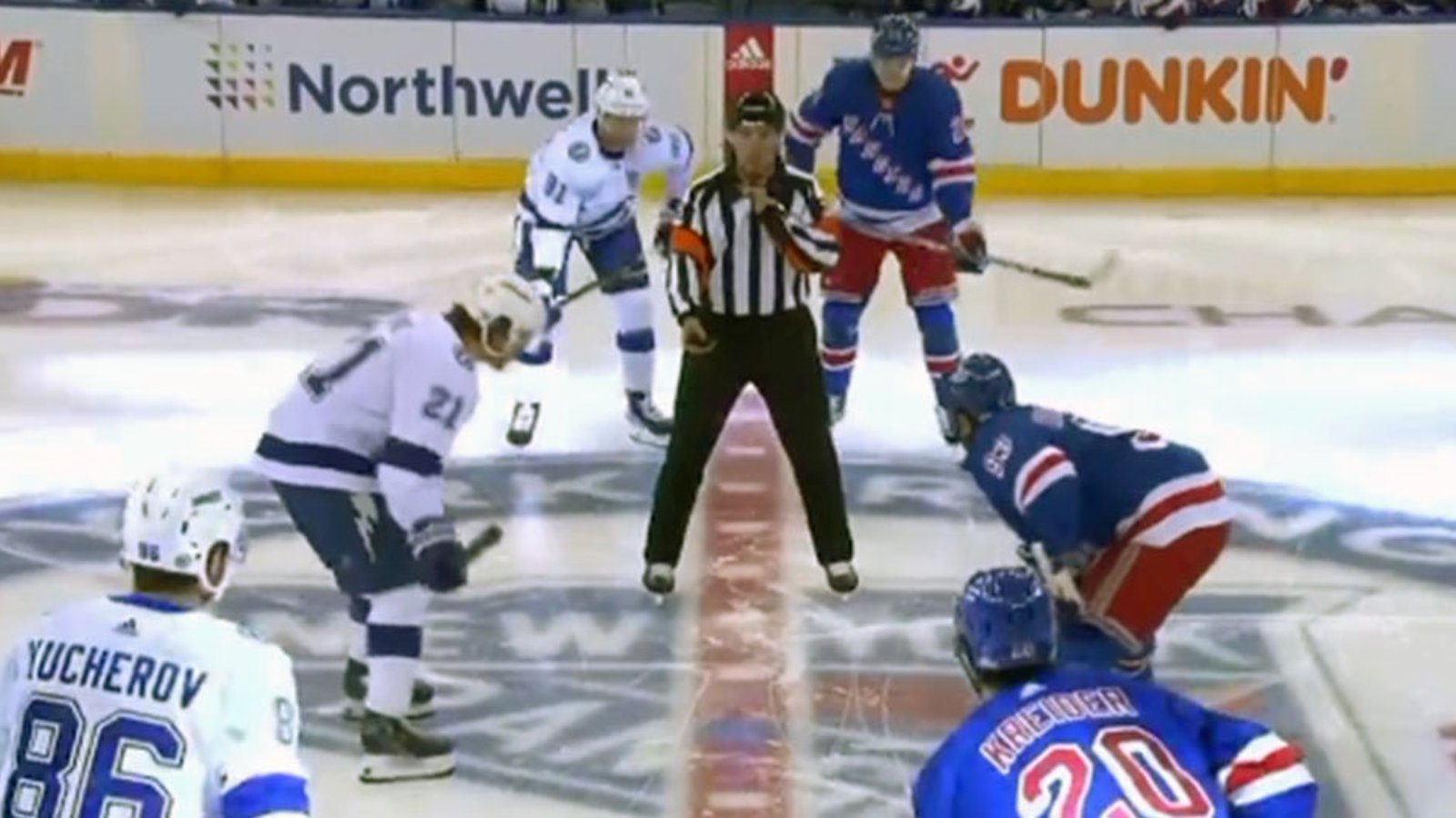 NHL kicks off the 2022-23 season in the most awkward way possible