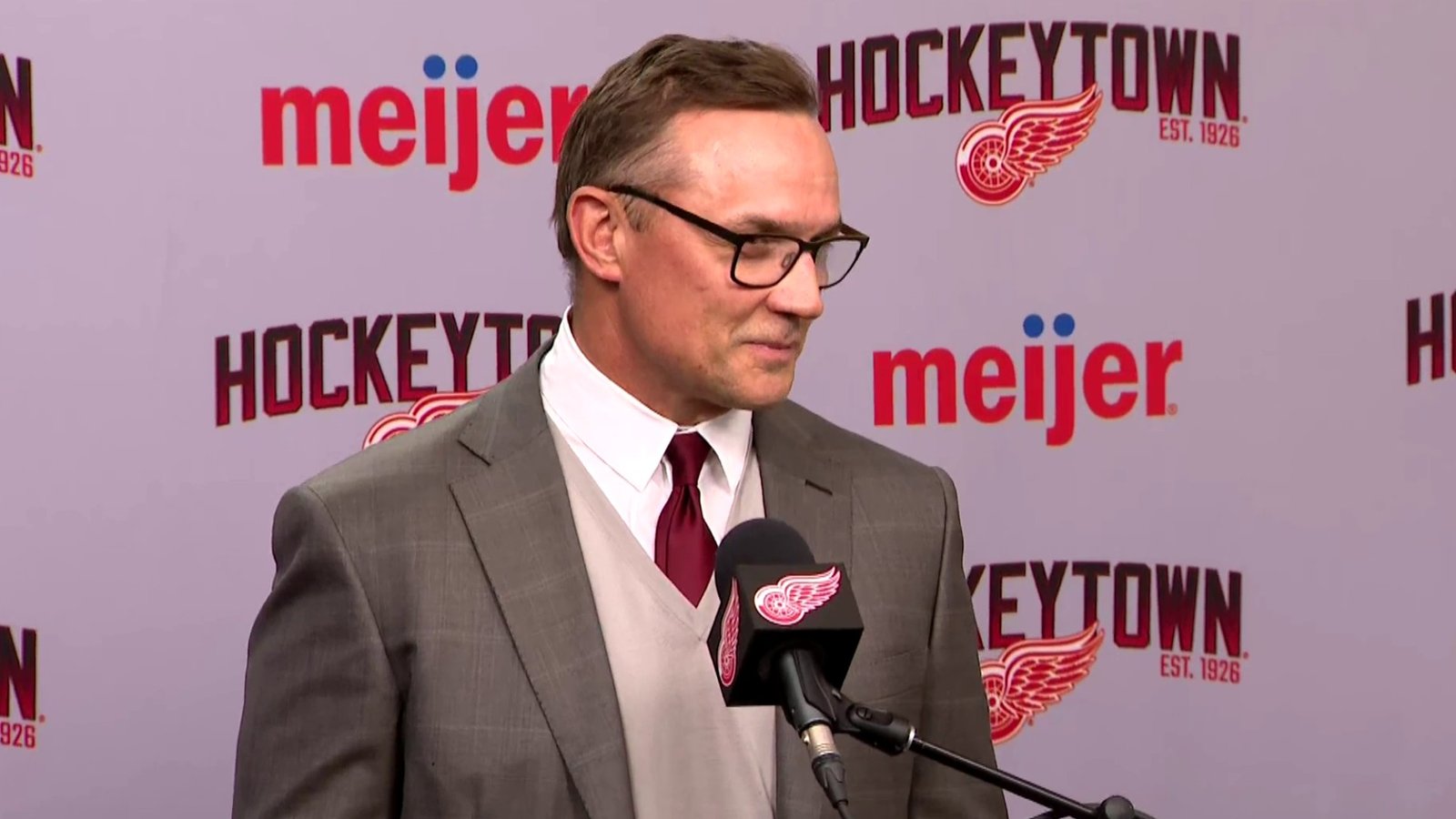Report: Red Wings considering coaching change? 