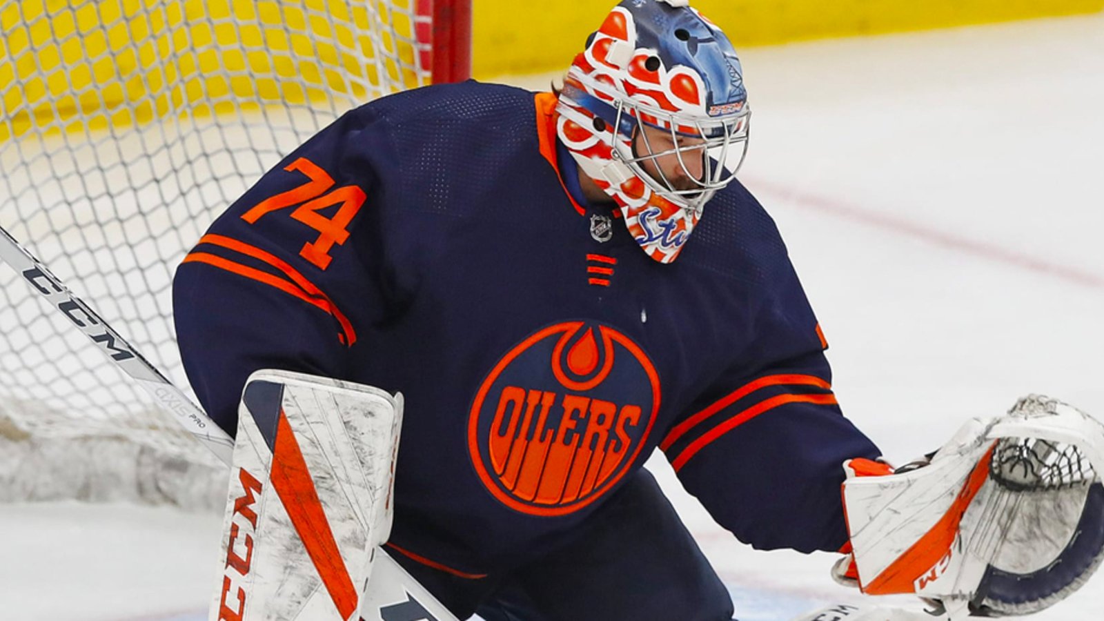 Oilers call up 7 players from AHL ahead of round 2, including goaltender Stuart Skinner