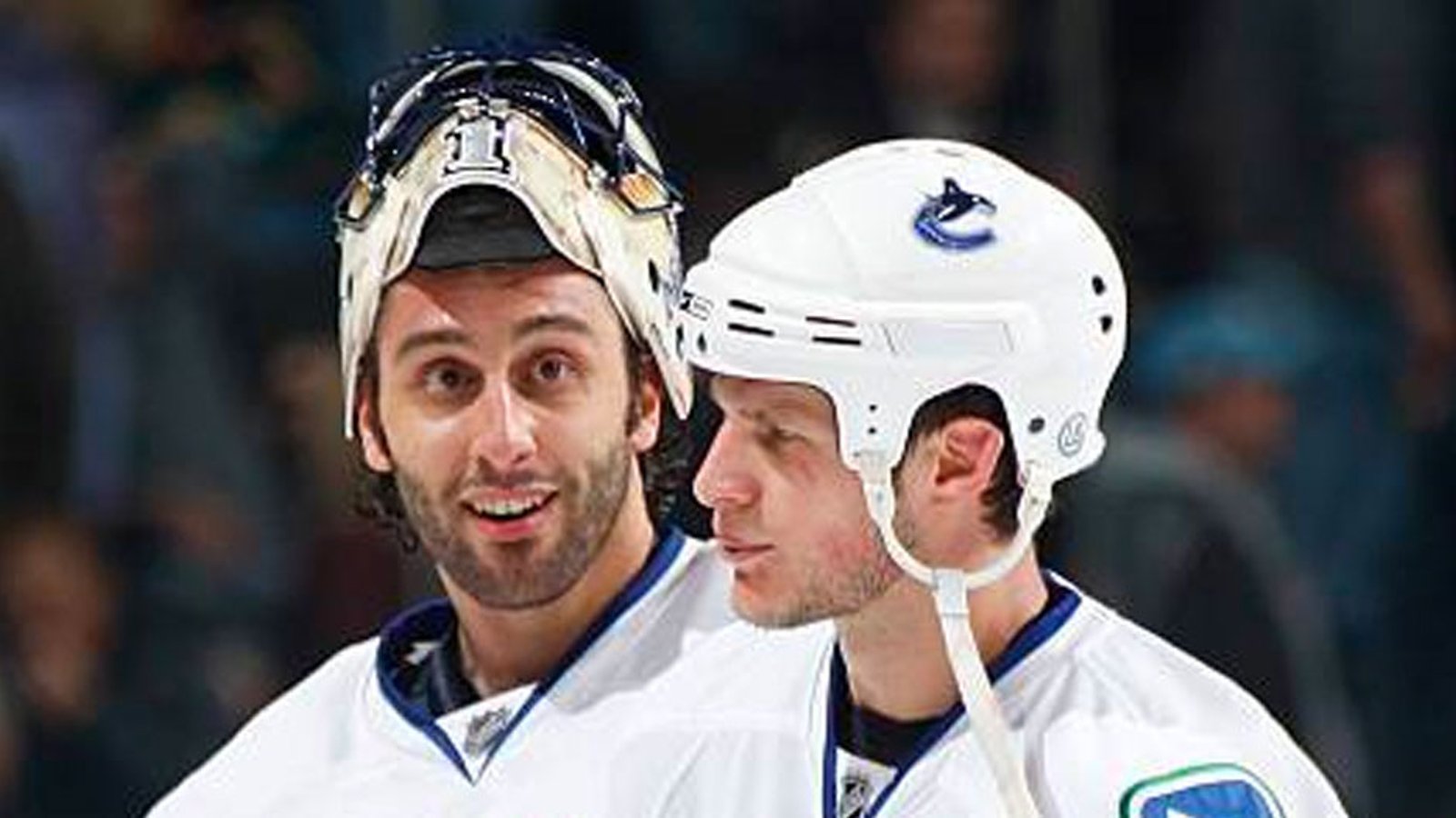 Luongo buries himself and Bieksa after Canucks contract announcement