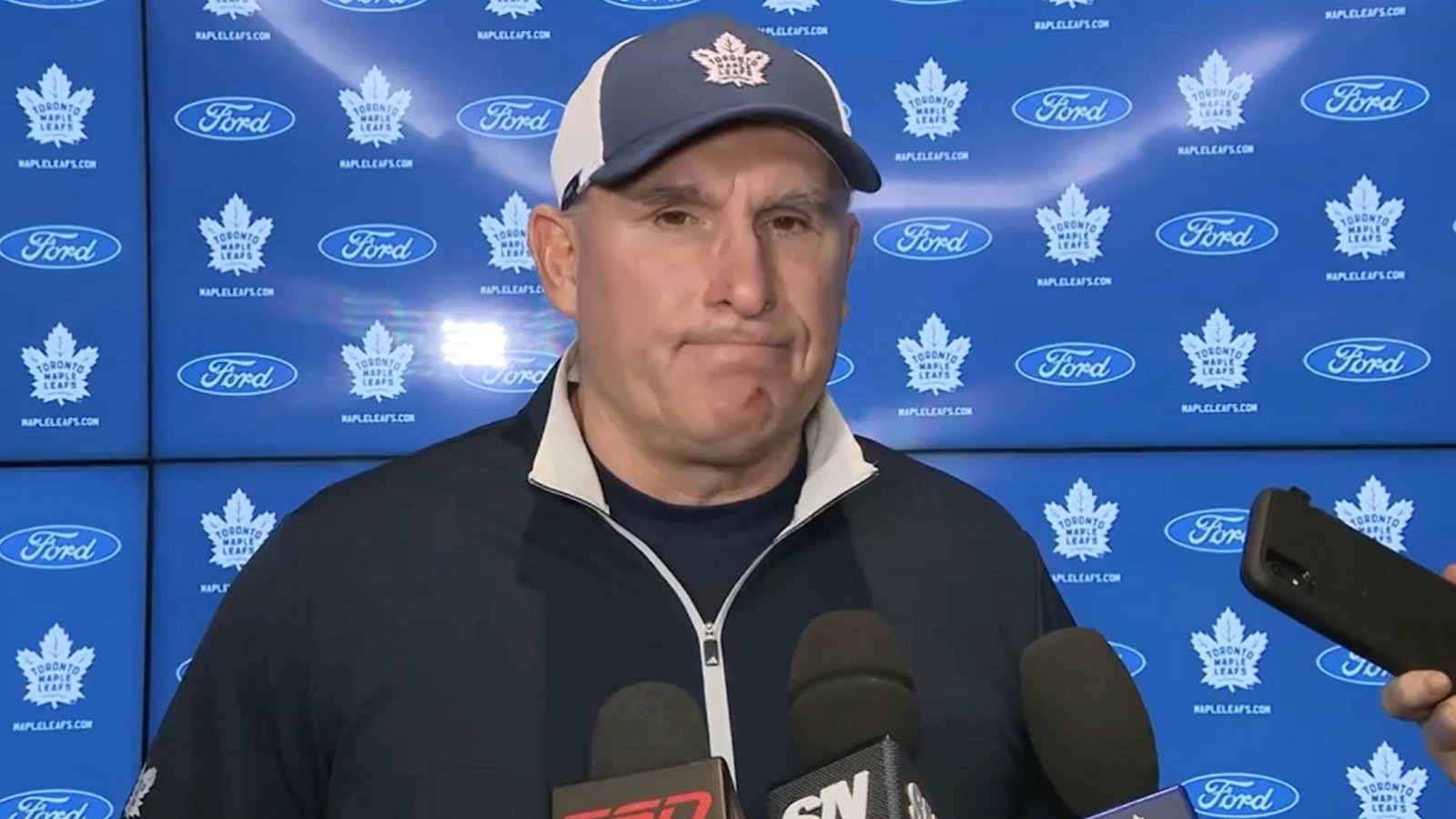 Craig Berube calls out his locker room after loss to Ottawa.