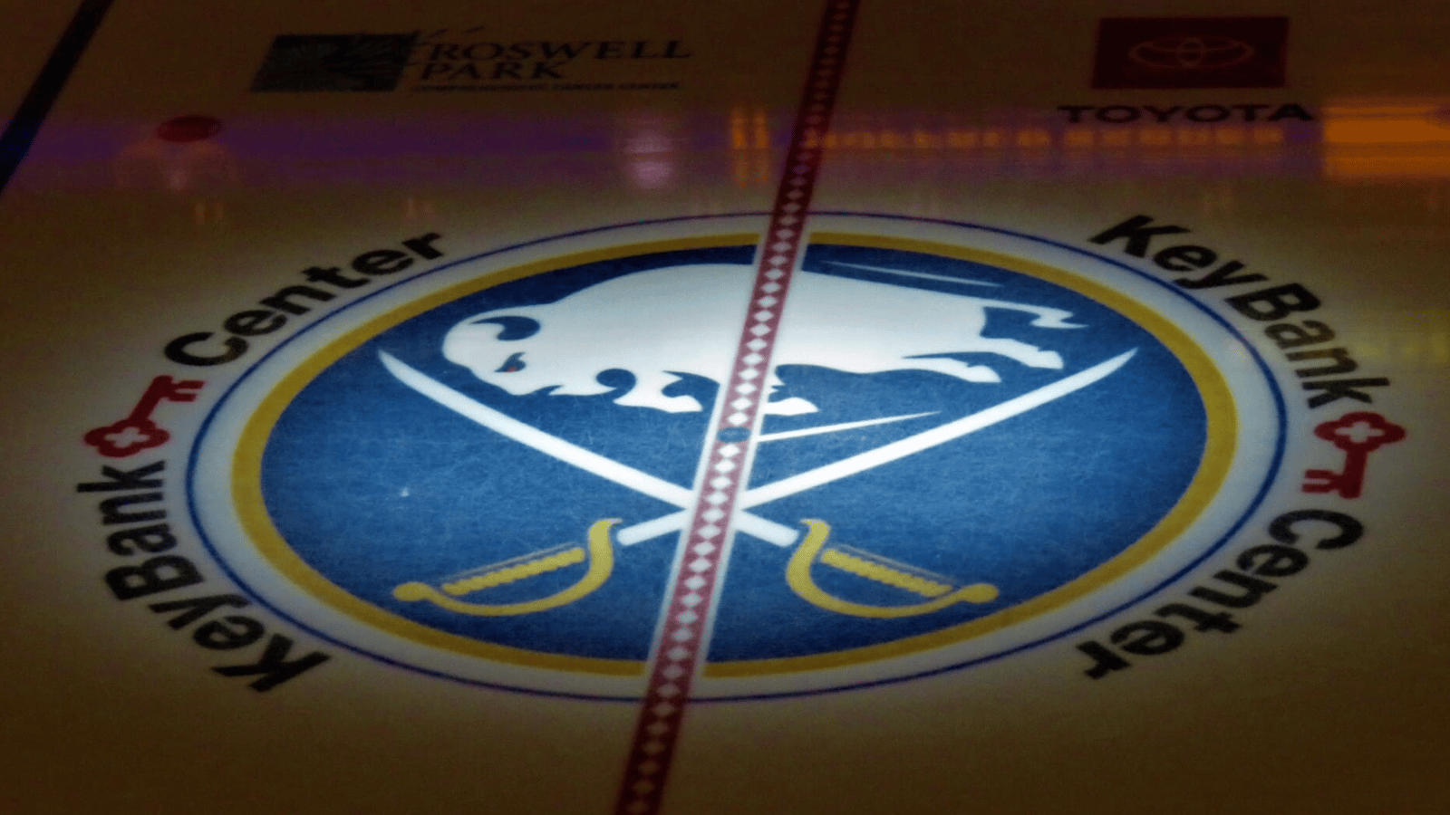 Buffalo Sabres announce two major contract extensions