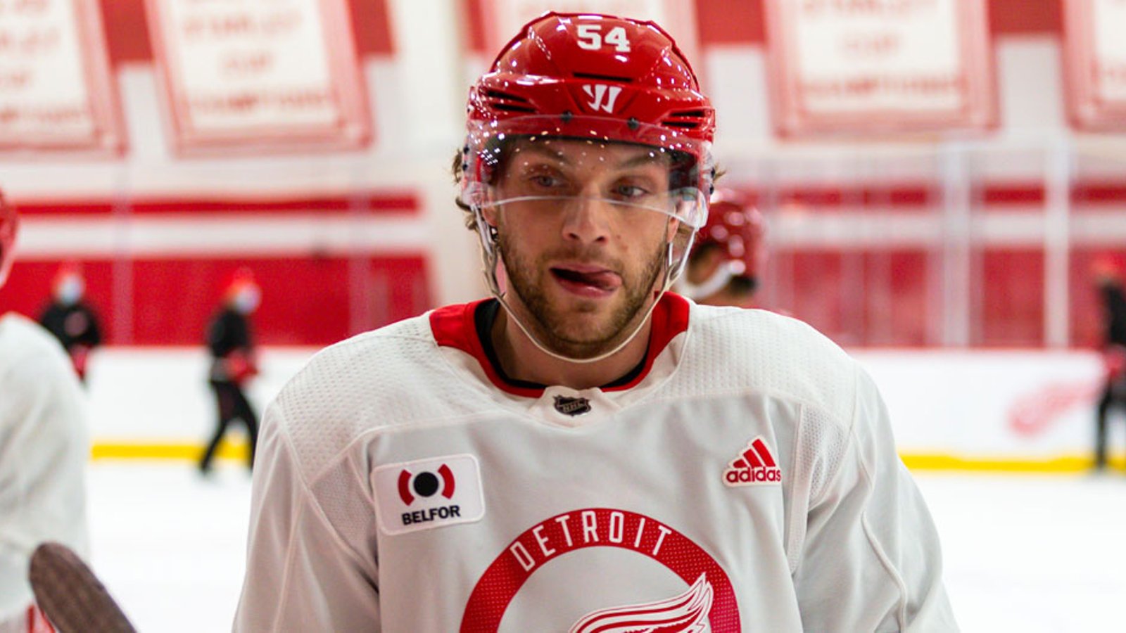 Bobby Ryan announces his retirement in maybe the most unique way ever