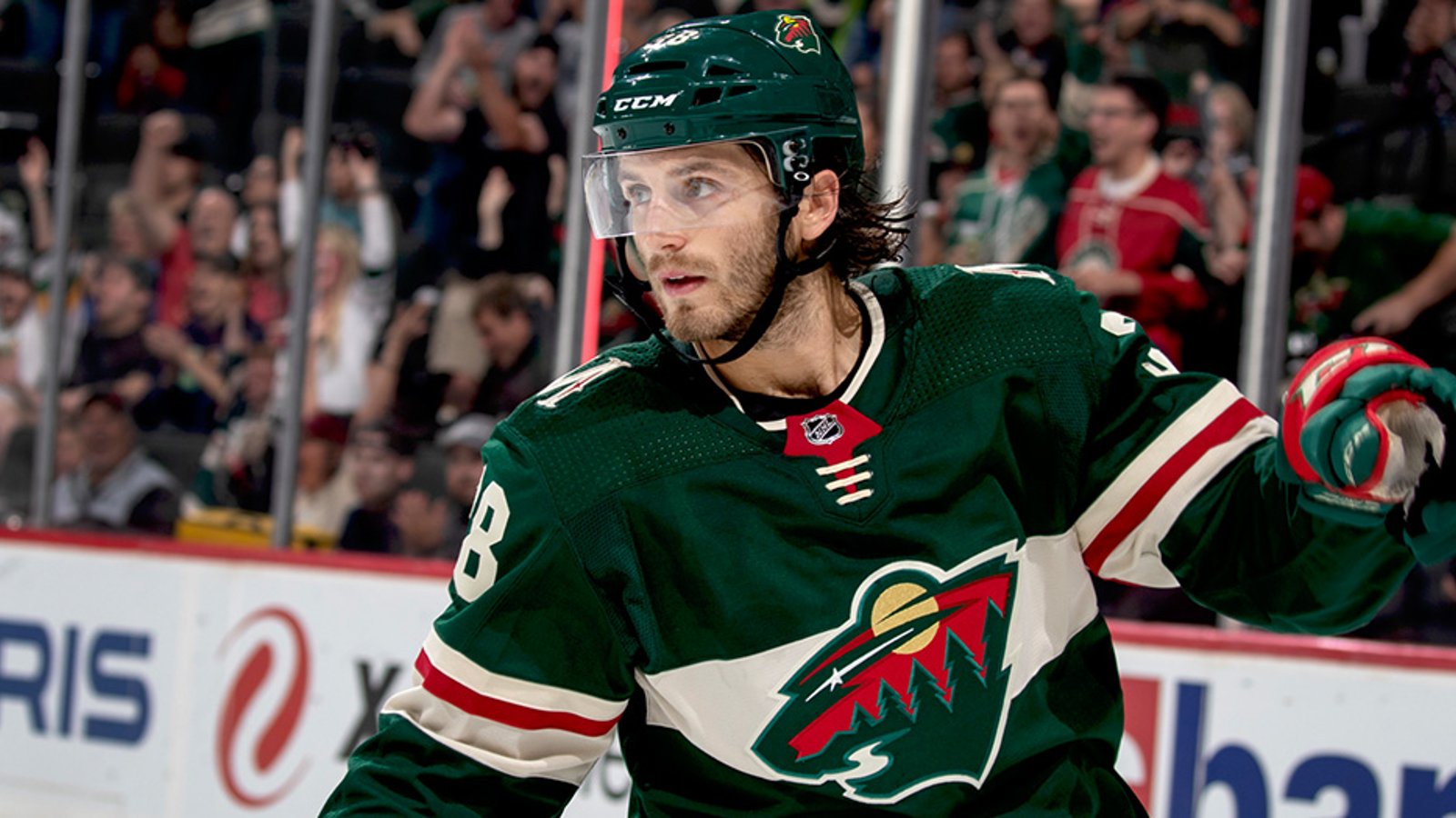 Ryan Hartman turns flipping off Evander Kane into generous gift for sick children 