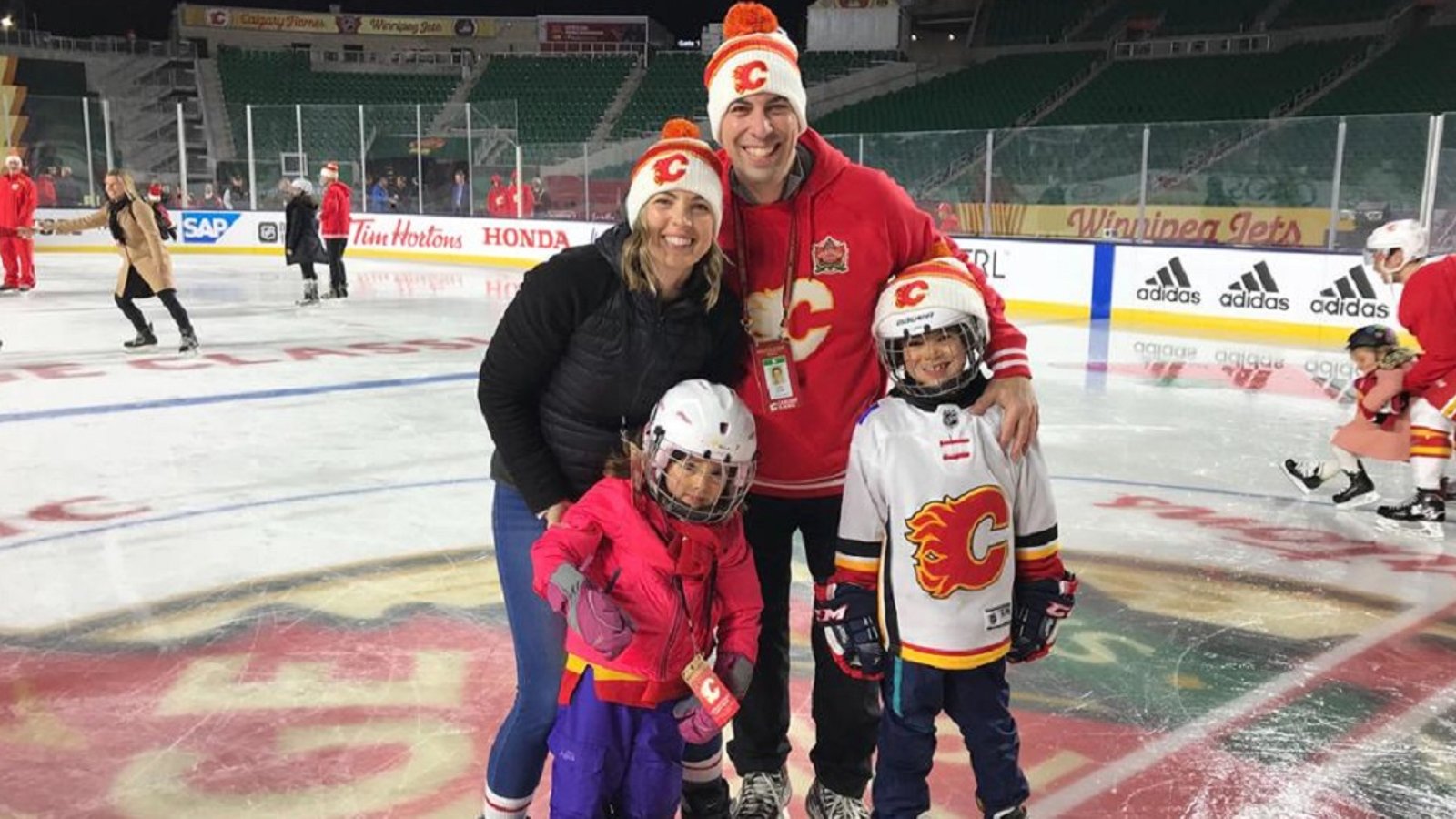 NHL team goes above and beyond for family of Chris Snow.