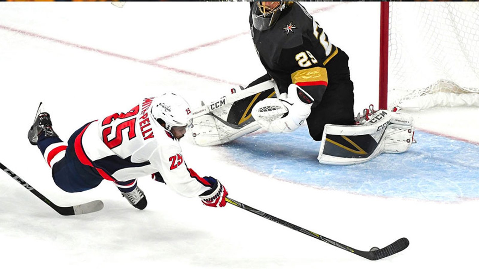 Stanley Cup hero Devante Smith-Pelly gets another shot