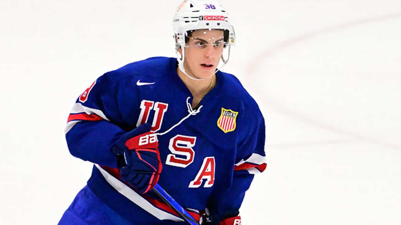 Zeev Buium undresses everyone at World Junior Showcase.