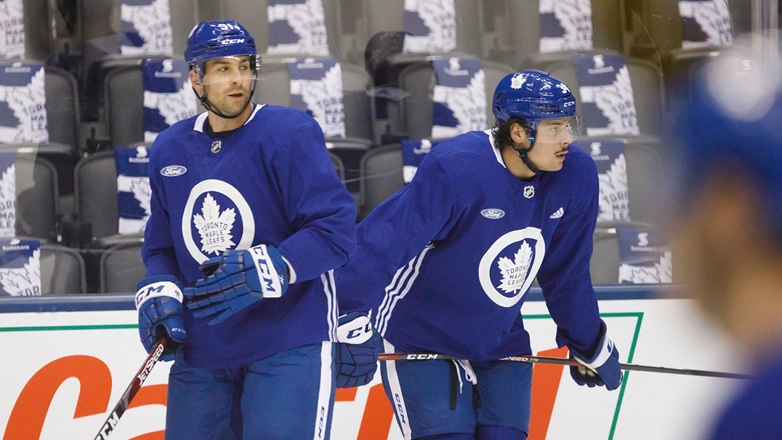Maple Leafs cancel practice as they lose Tavares, Kerfoot