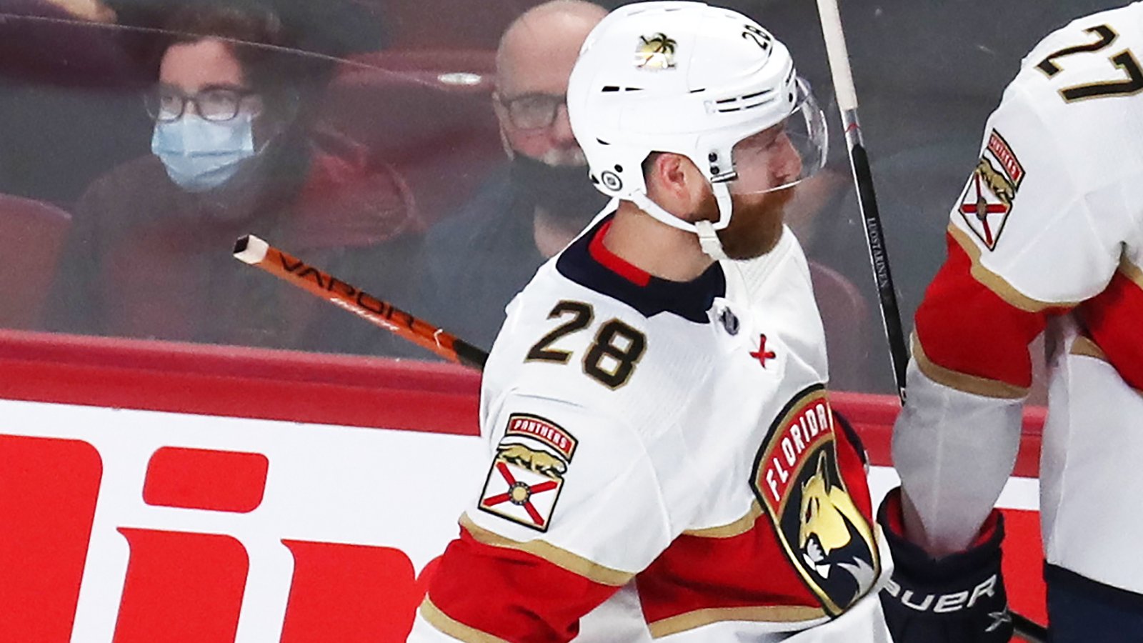 Claude Giroux seems to complain about the Panthers following trade to Florida