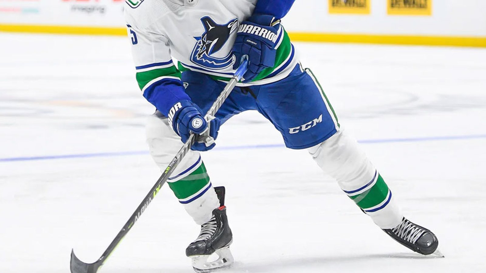 Canucks defenseman will miss entire 2024-25 season, career may be over