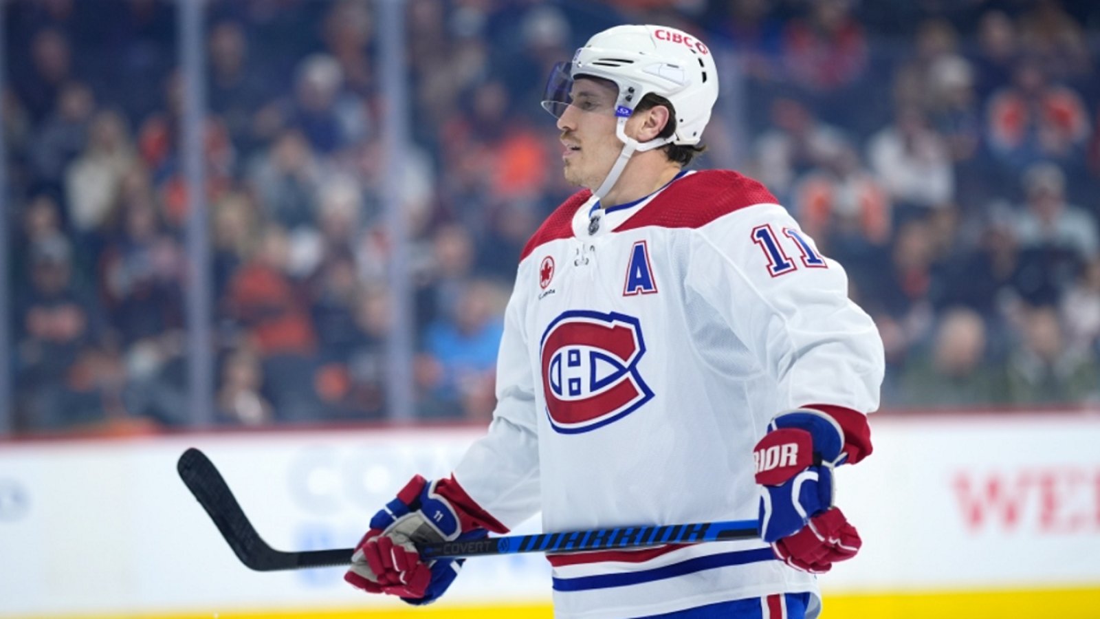 Brendan Gallagher gets surprise of a lifetime from fan after losing his mom.