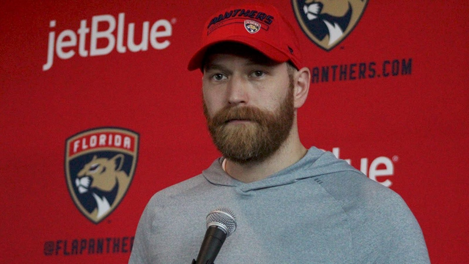 Claude Giroux sounds off on his decision to choose Florida over Colorado 