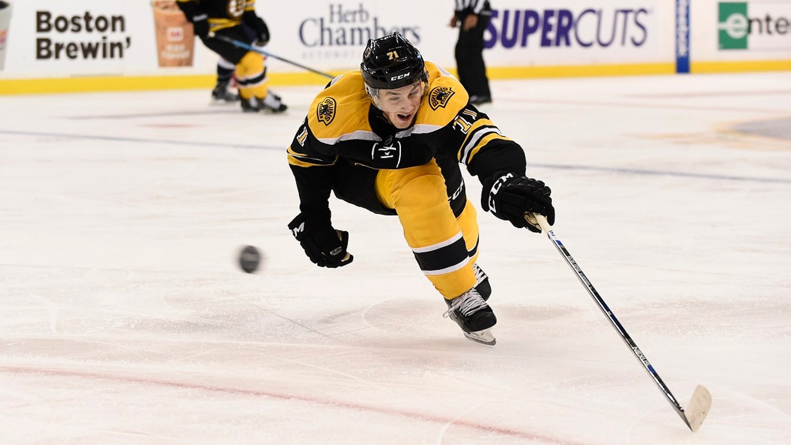 Former first round pick Zach Senyshyn demands a trade just before Christmas.