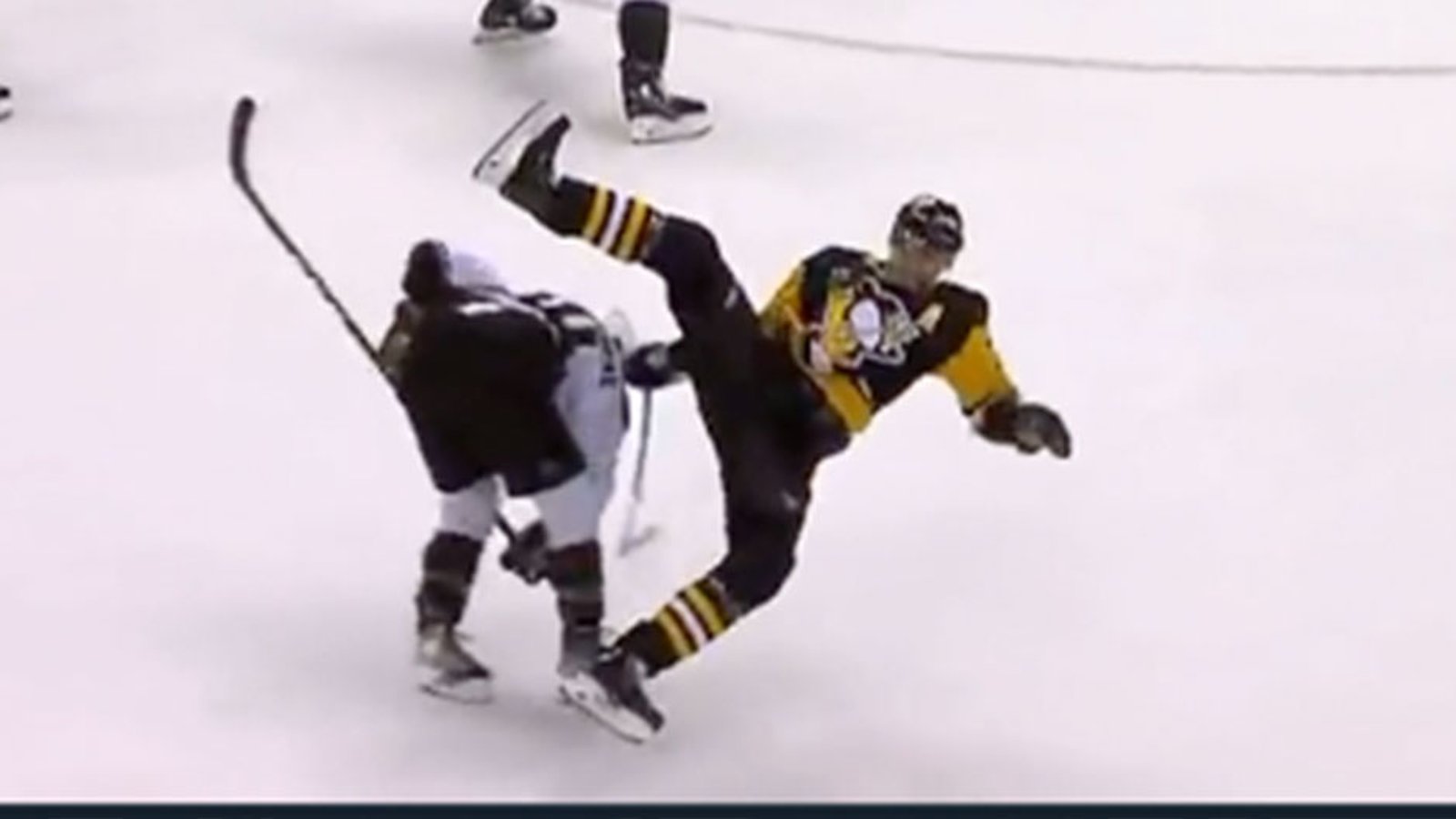 Gostisbehere lays a dirty and dangerous hit on Malkin, Malkin absolutely whips him in the face with his stick 