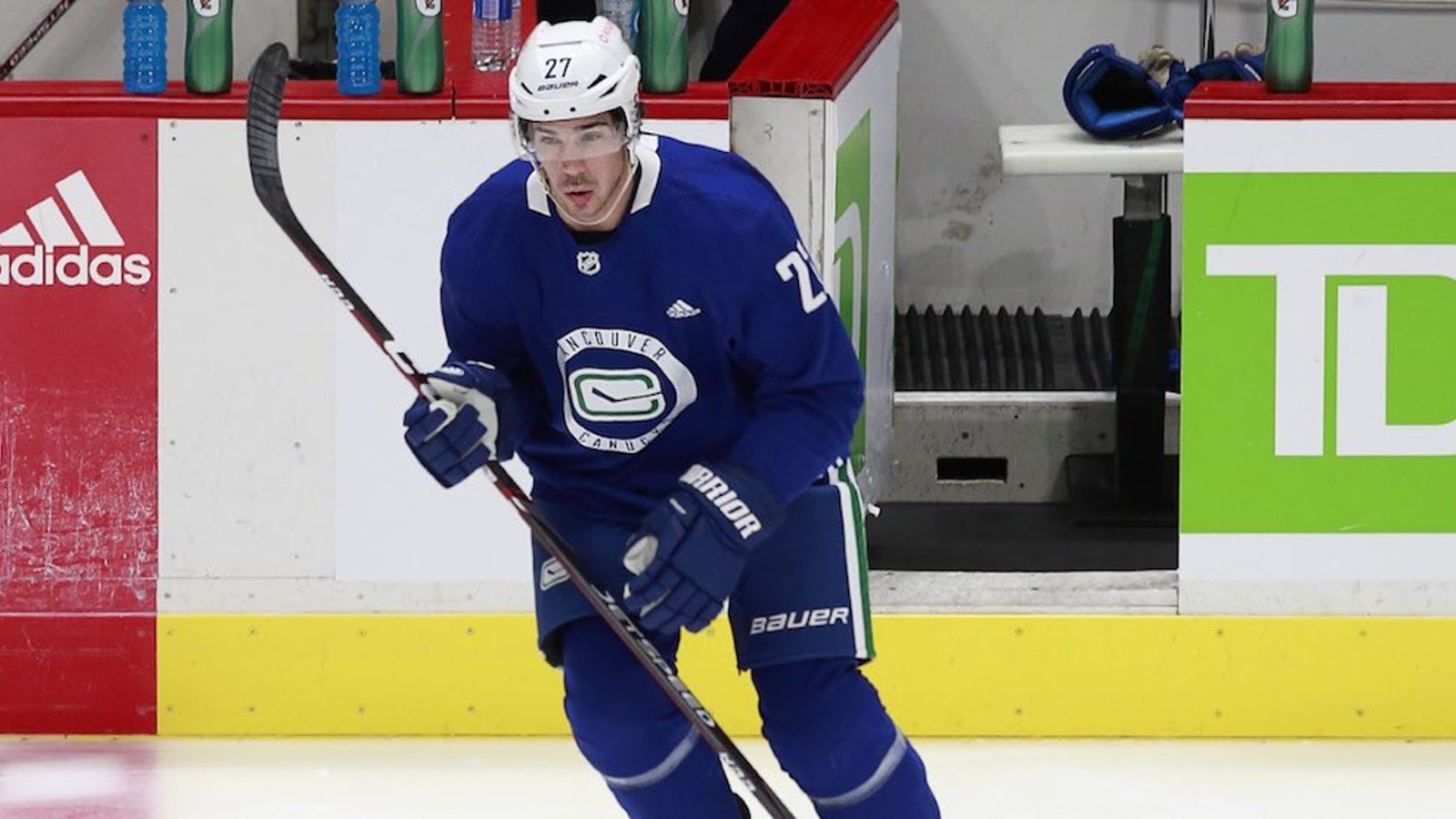 Travis Hamonic faces teammates to tell them what happened