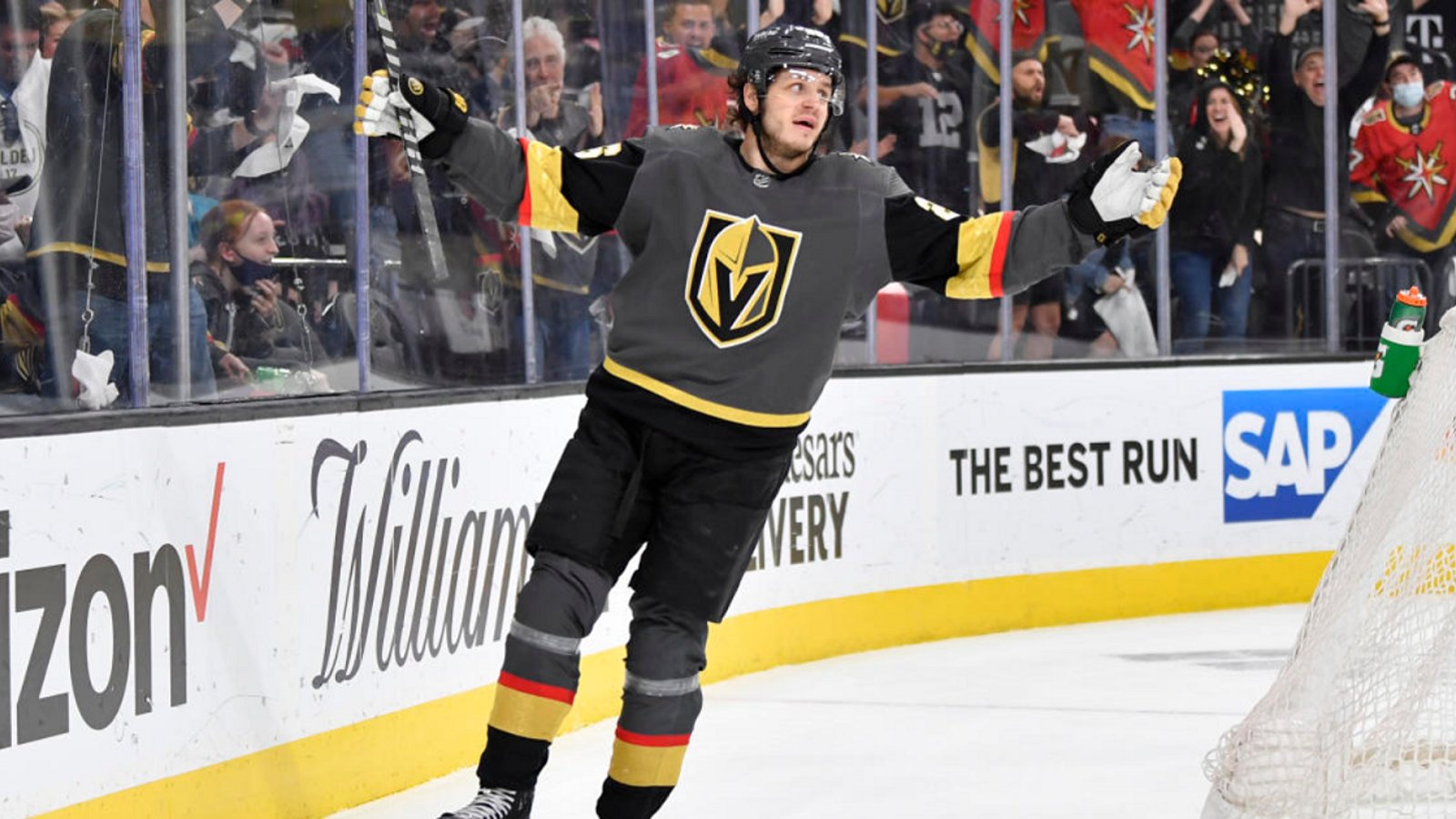 Oilers sign forward Mattias Janmark on Sunday.