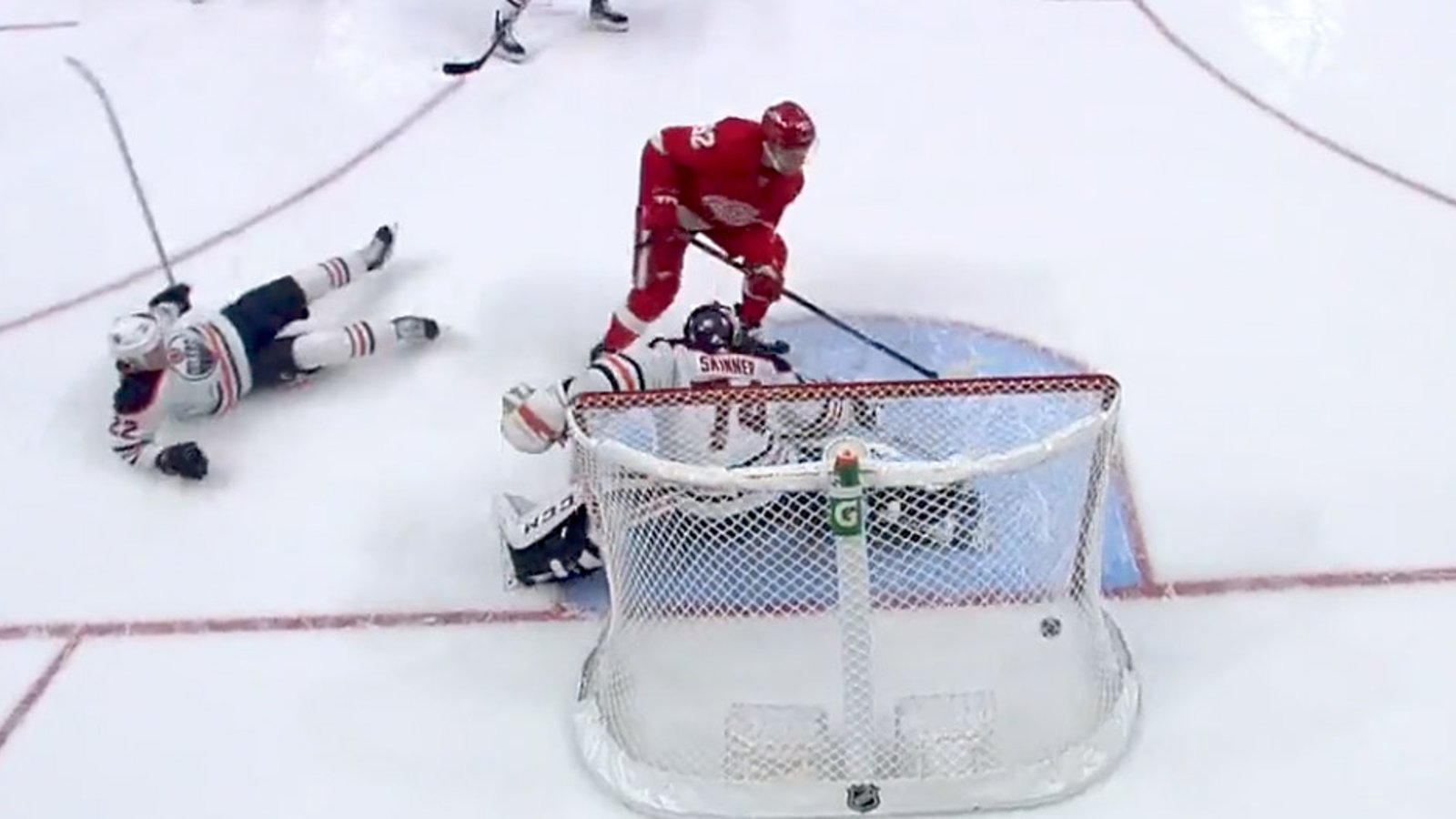 Red Wings F Vladislav Namestnikov shows Connor McDavid how it's done! 