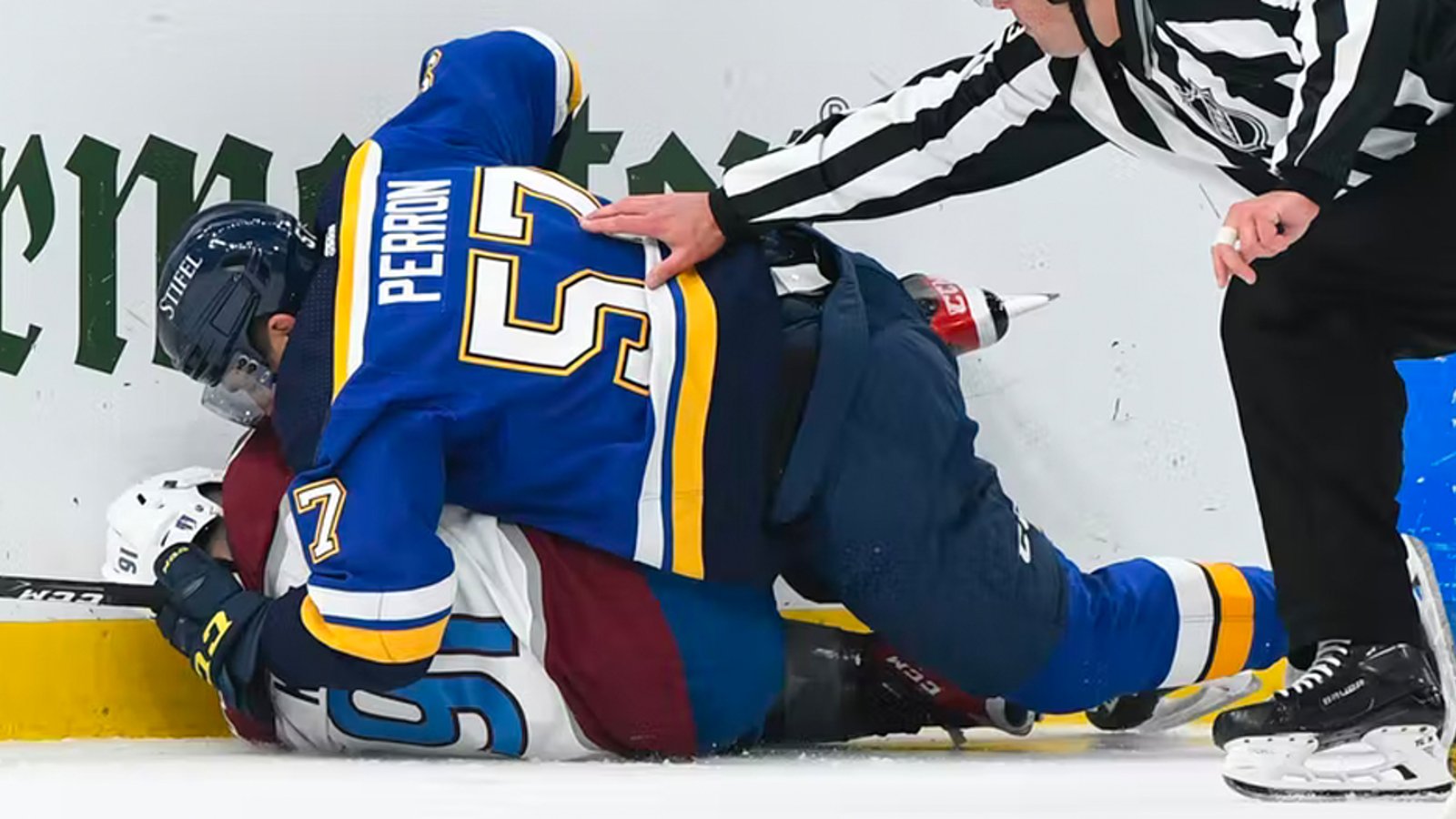 Perron goes full Macho Man Randy Savage with a flying elbow on Kadri