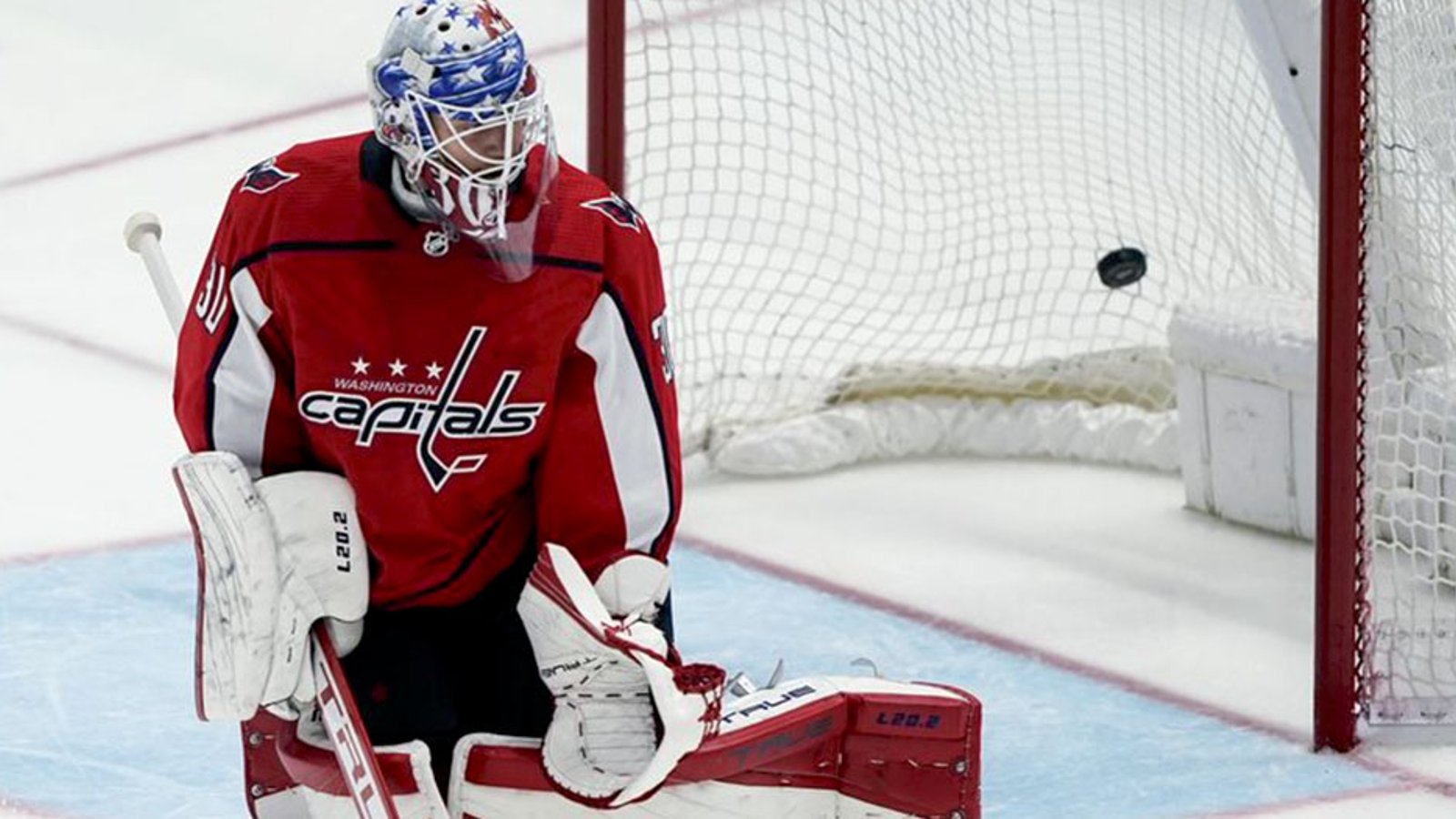 Capitals kick not one but both goaltenders to the curb! 