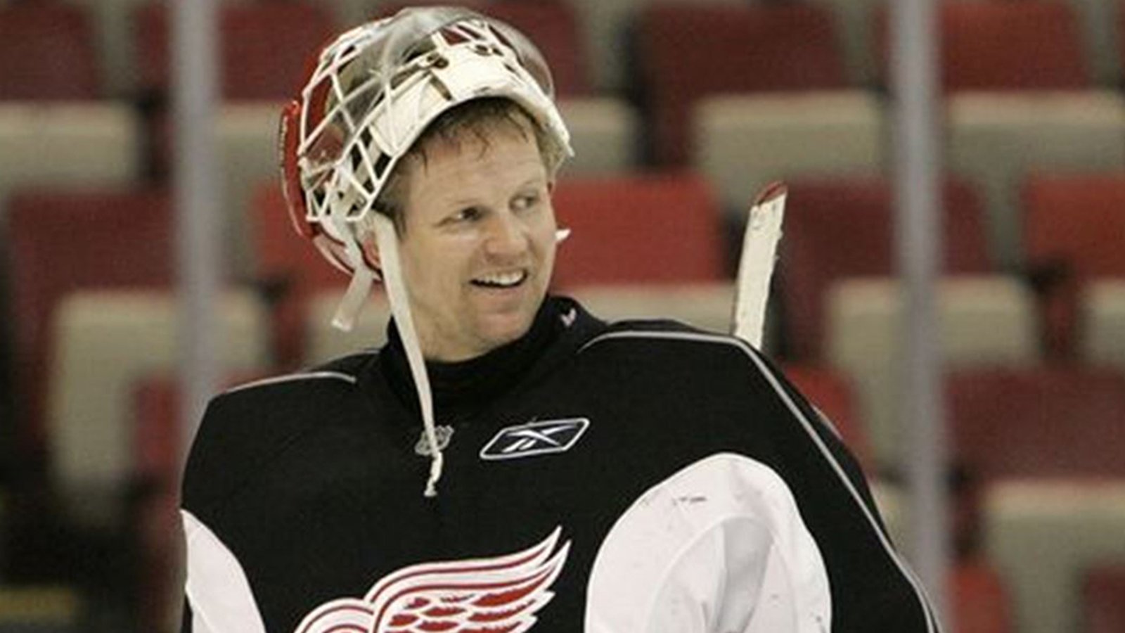 Chris Osgood invokes past NHL legends when describing Moritz Seider 