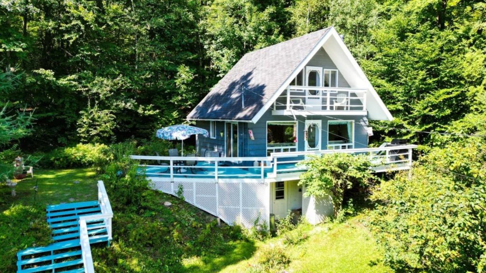 Sympathique chalet de 225 000 $ vendu meublé