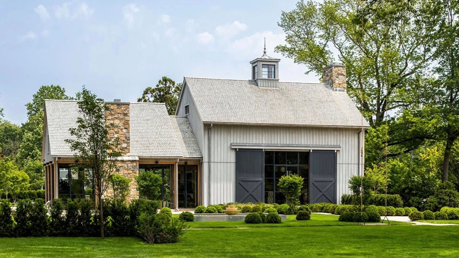 Impressionnante transformation d’une grange en maison au design unique