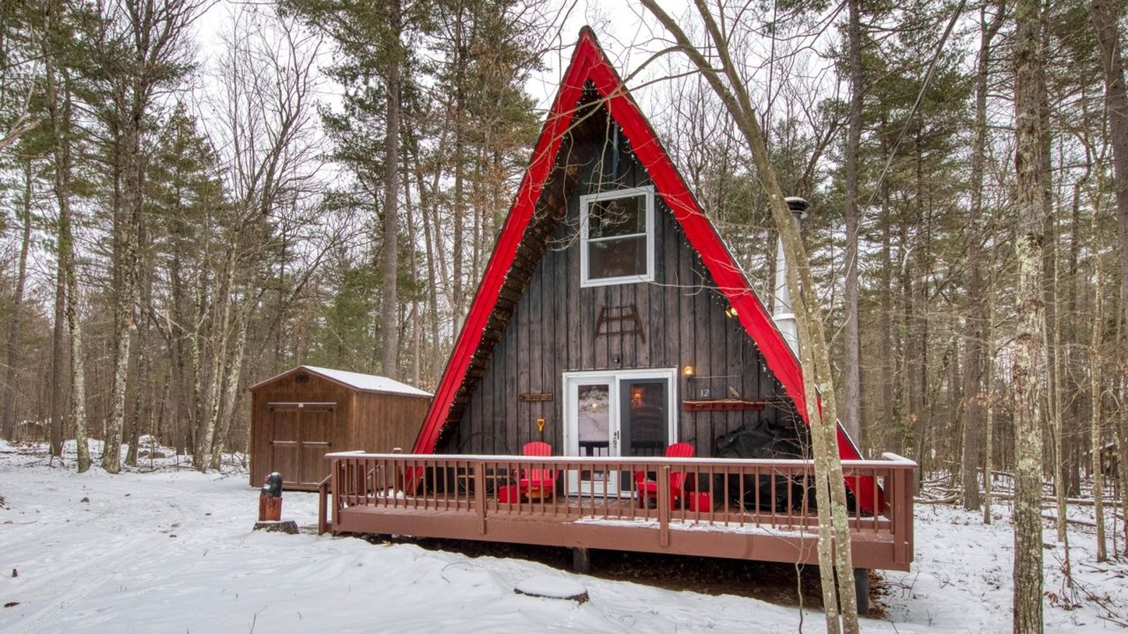 Chaleureux chalet meublé niché dans un environnement de rêve 