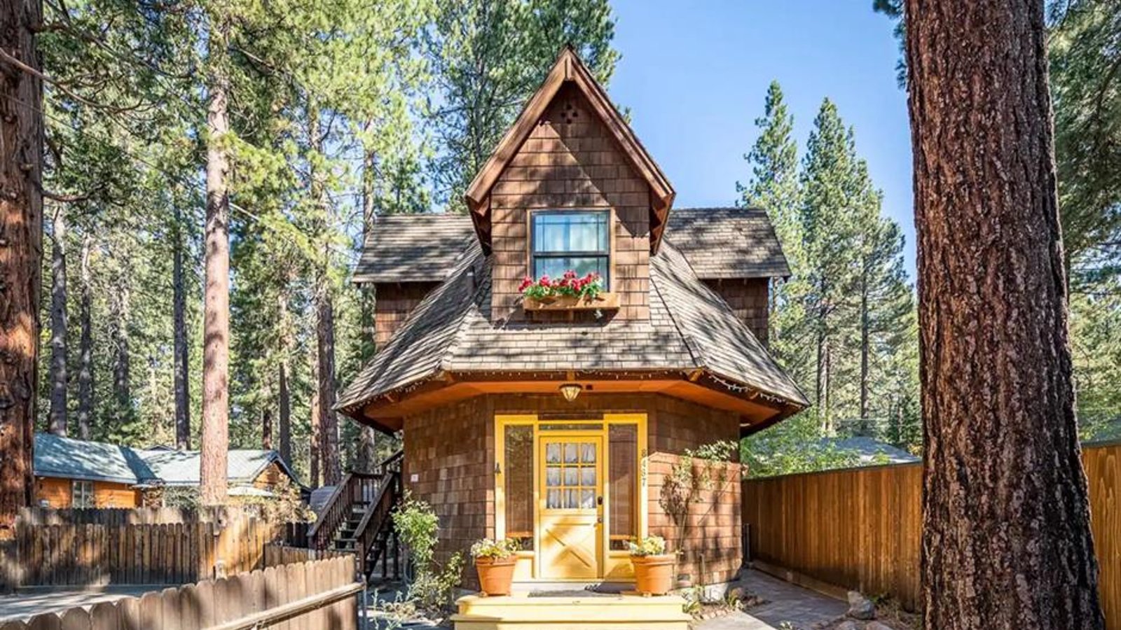 Charmante petite maison digne d’un conte de fées