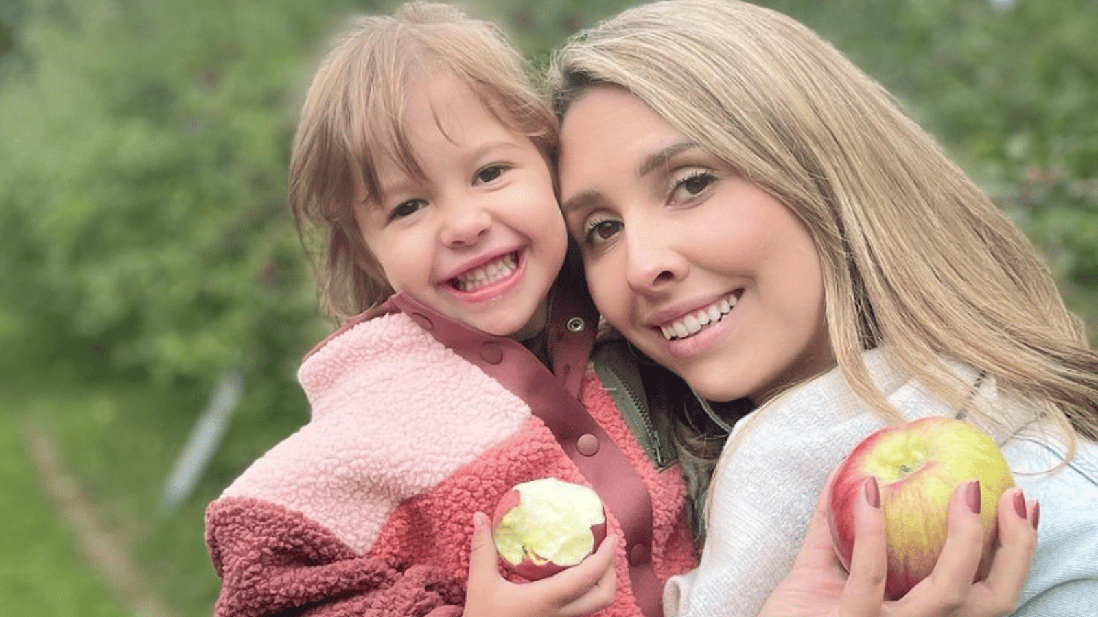 Krystel Mongeau est de retour avec le père de sa fille Elizabeth