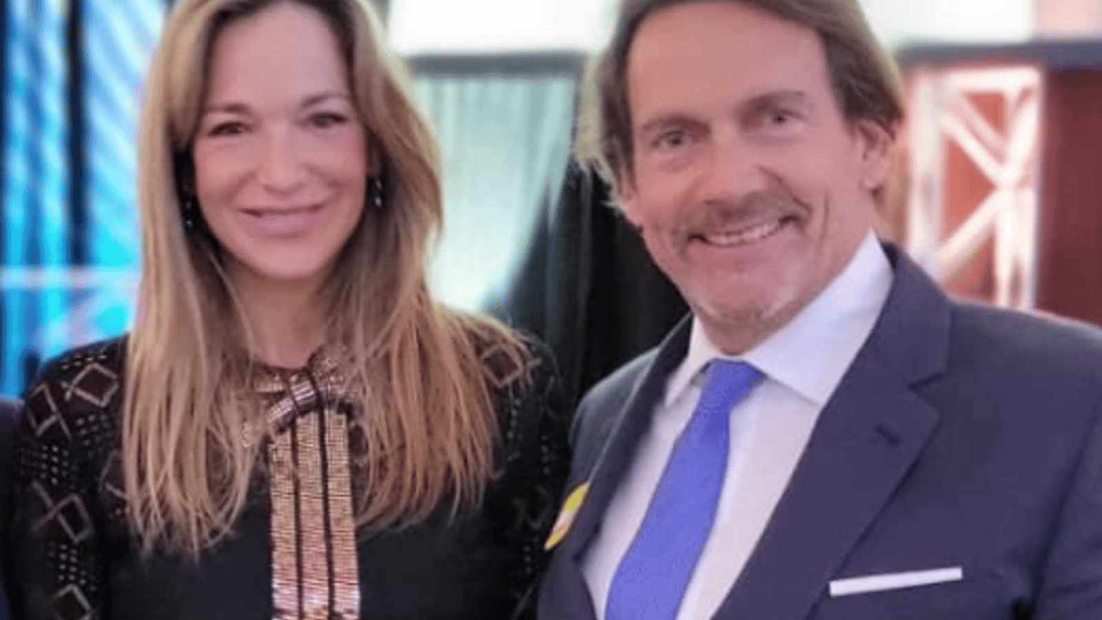Pierre Karl Péladeau a l'air plus en forme que jamais entouré de sa famille