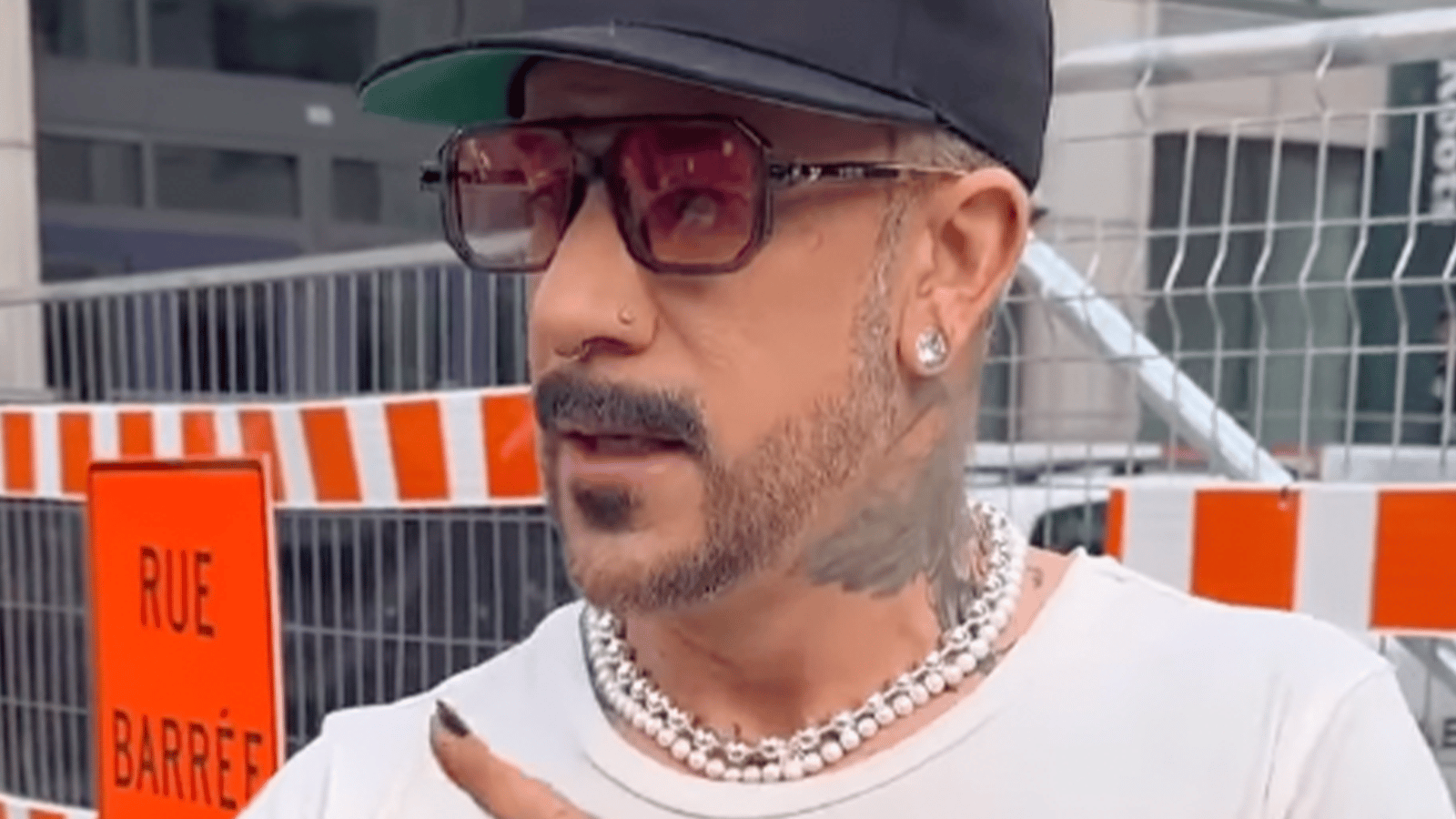 AJ des Backstreet Boys veut remplacer Valérie Plante à la mairie de Montréal