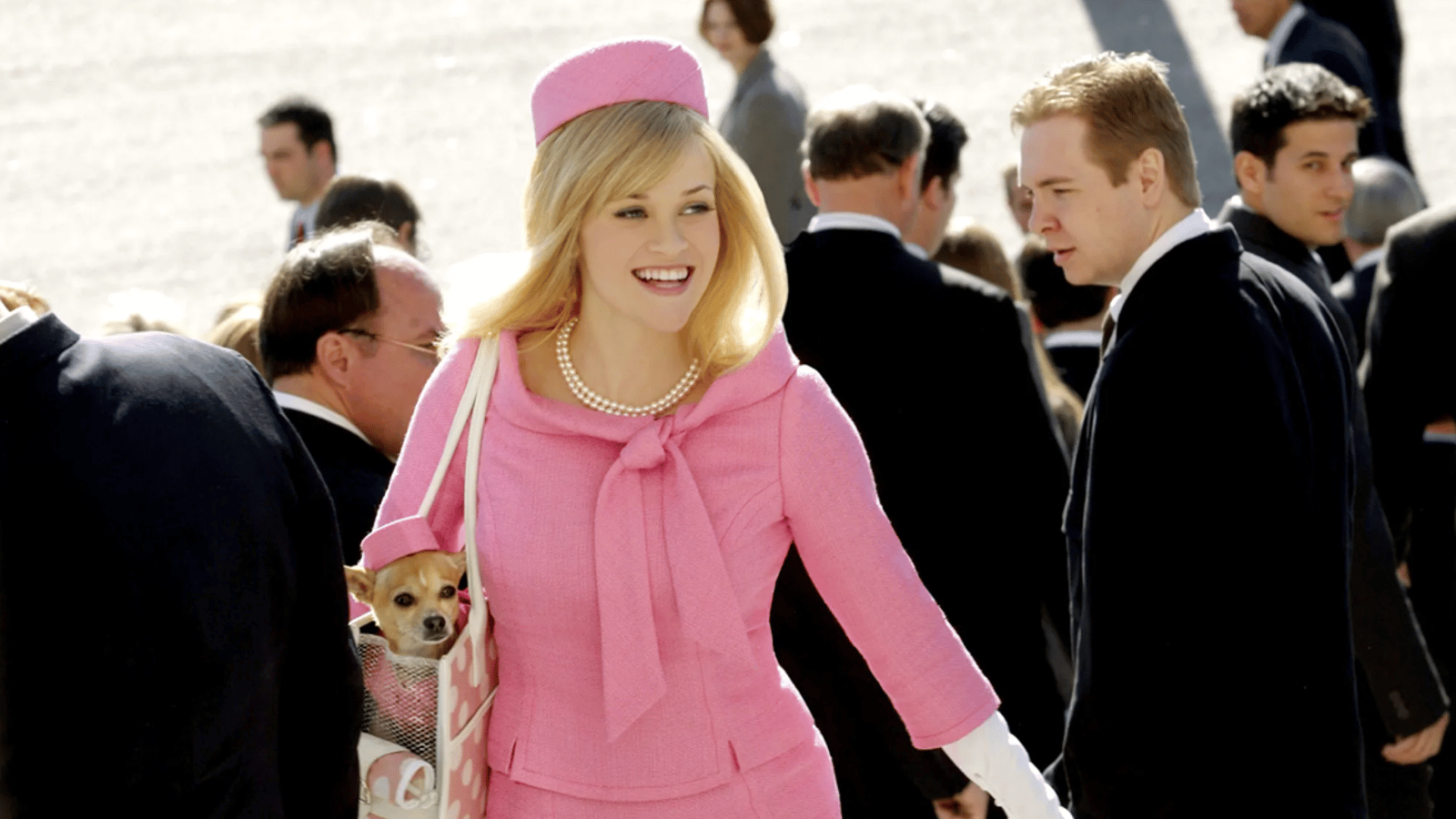 Reese Witherspoon confirme le grand retour de « Blonde et Légale »
