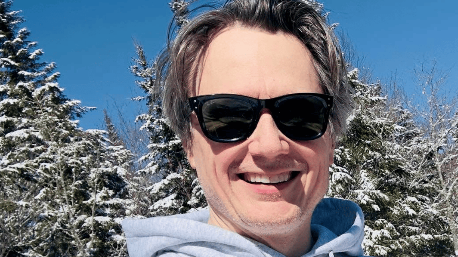 Simon Olivier Fecteau interdirait les cellulaires au travail