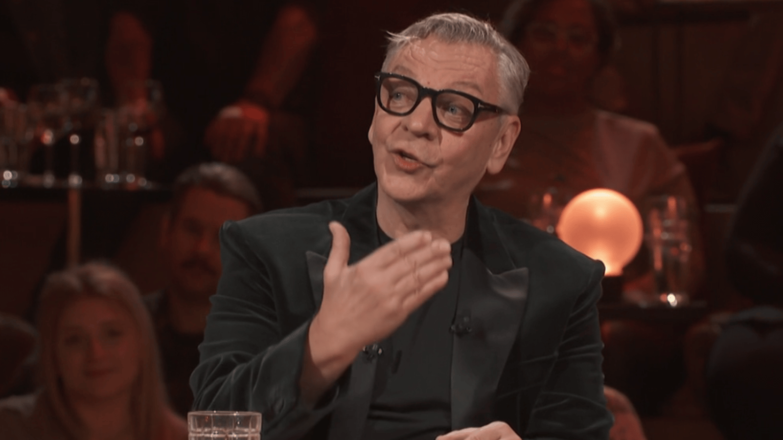 Marc Labrèche partage une histoire saisissante sur le plateau de Je viens vers toi
