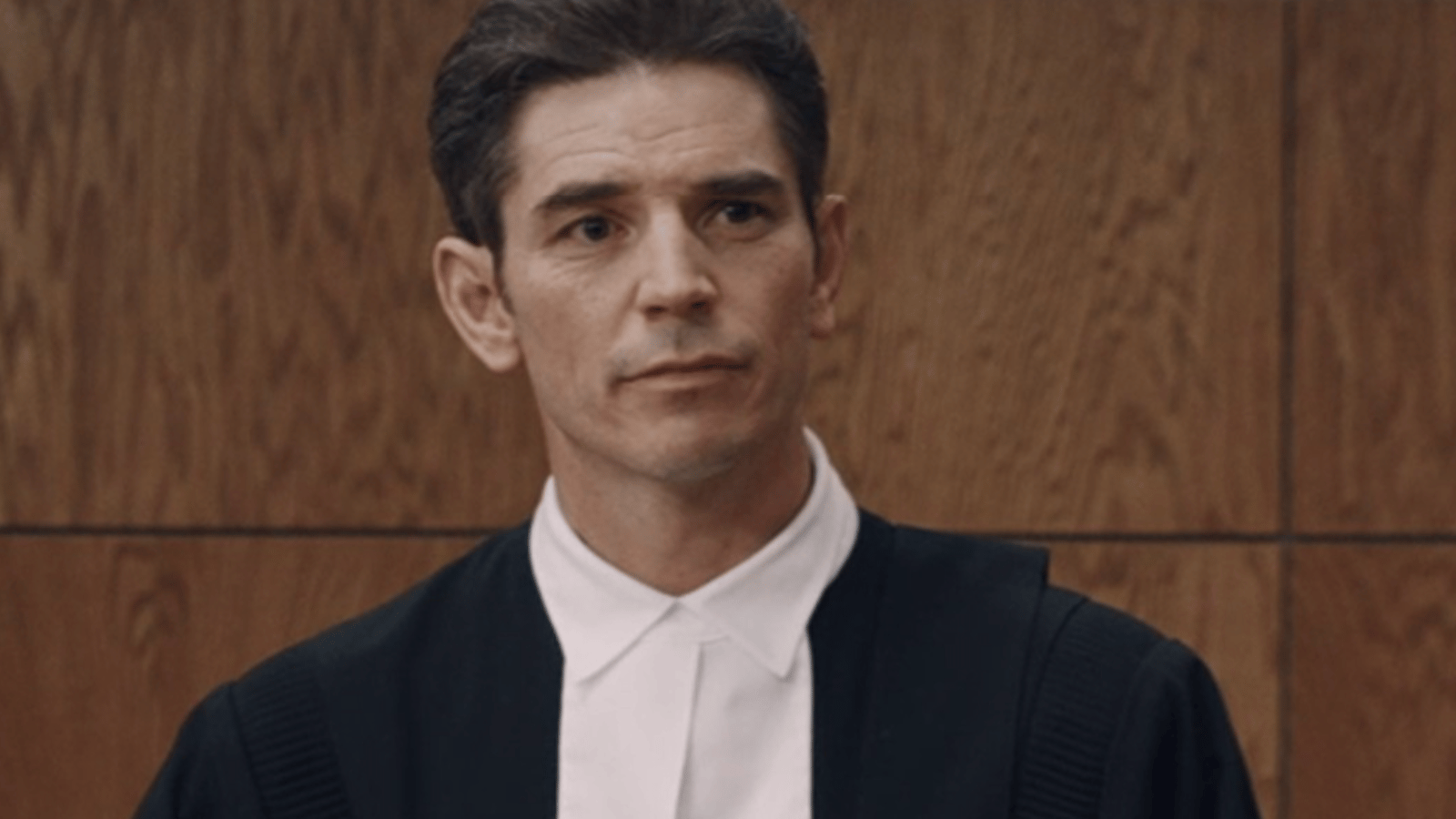 Hugo Dumas dévoile que ça ne va pas bien du tout dans l'équipe d'Indéfendable et révèle un scoop majeur