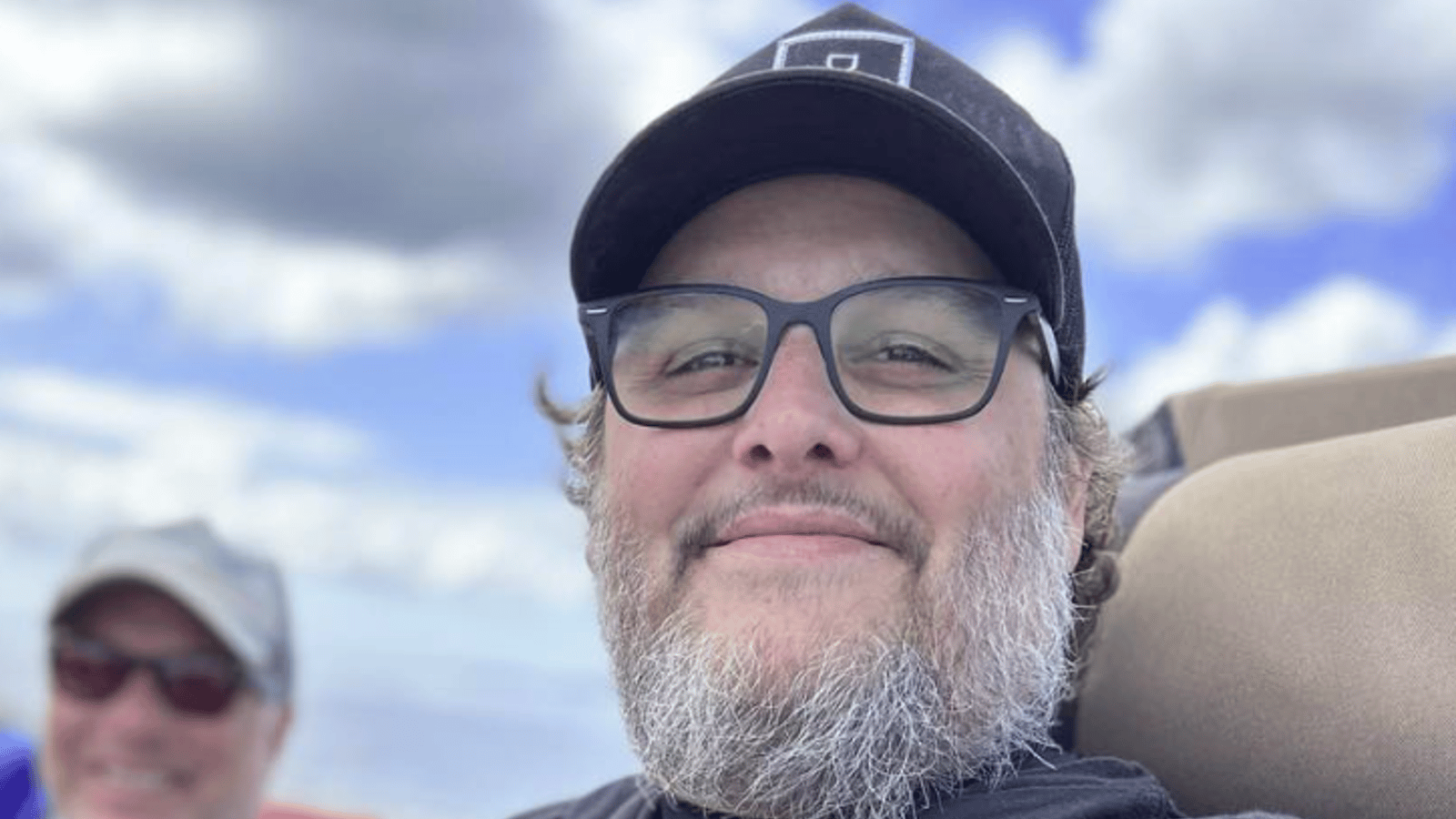 Un artiste peintre dévoile une peinture hallucinante de Karl Tremblay des Cowboys Fringants