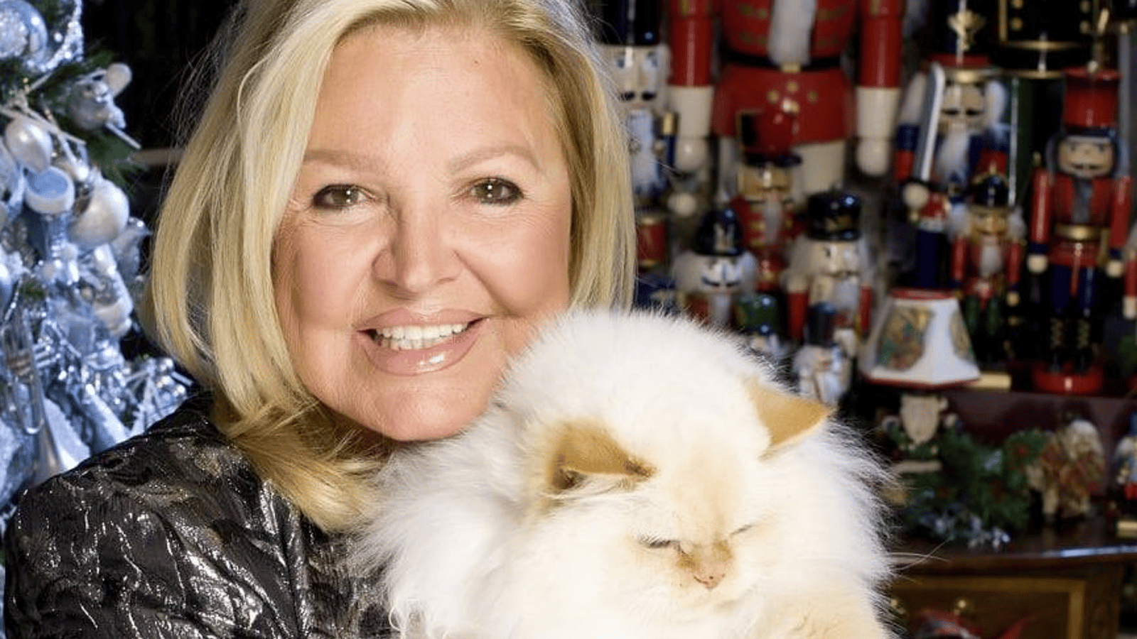 À 77 ans, Michèle Richard est resplendissante sur une nouvelle photo qui fait beaucoup réagir