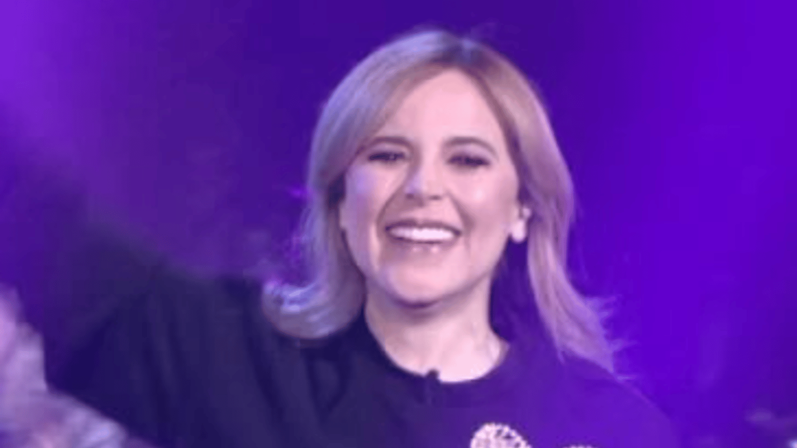 On sait maintenant qui va remplacer Julie Snyder à La semaine des 4 Julie