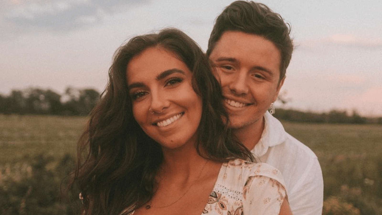 Rafaëlle Roy partage de magnifiques photos de son bébé né il y a une semaine