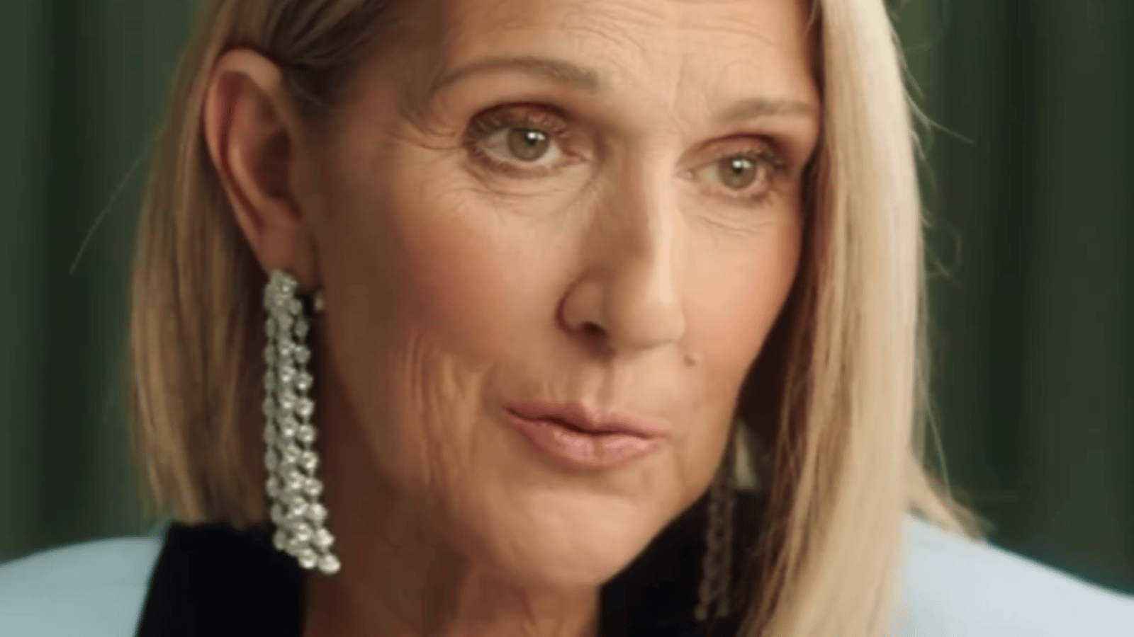 Céline Dion se retrouve dans une controverse après avoir livré une rare entrevue