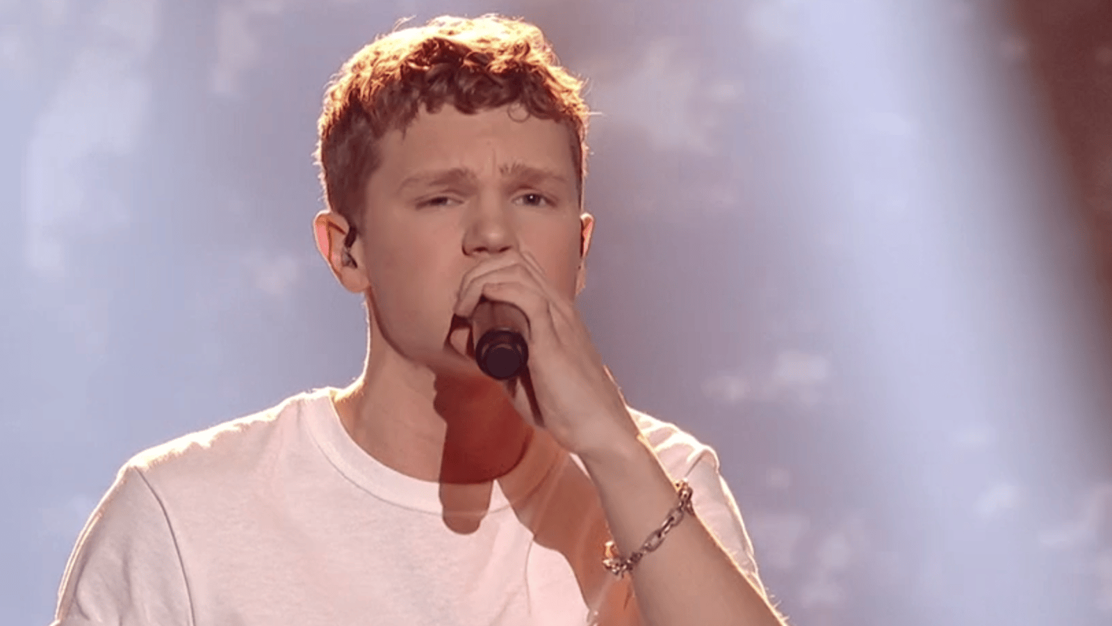 Olivier a fait une crise de panique juste avant sa brillante performance de dimanche à Star Académie