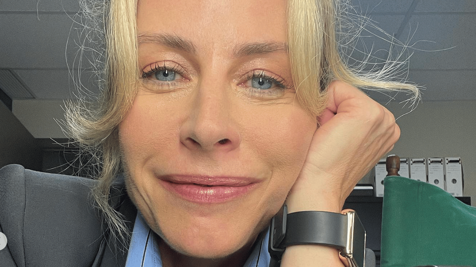 Julie Du Page de 5e rang vole la vedette à Paris