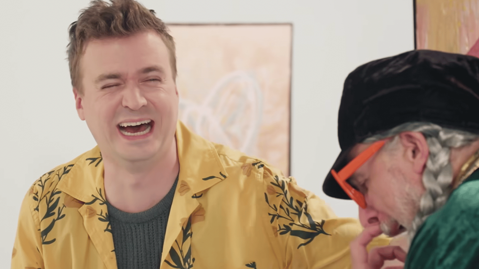 Énorme fou rire entre Patrick Huard et Arnaud Soly après une blague sur Gildor Roy