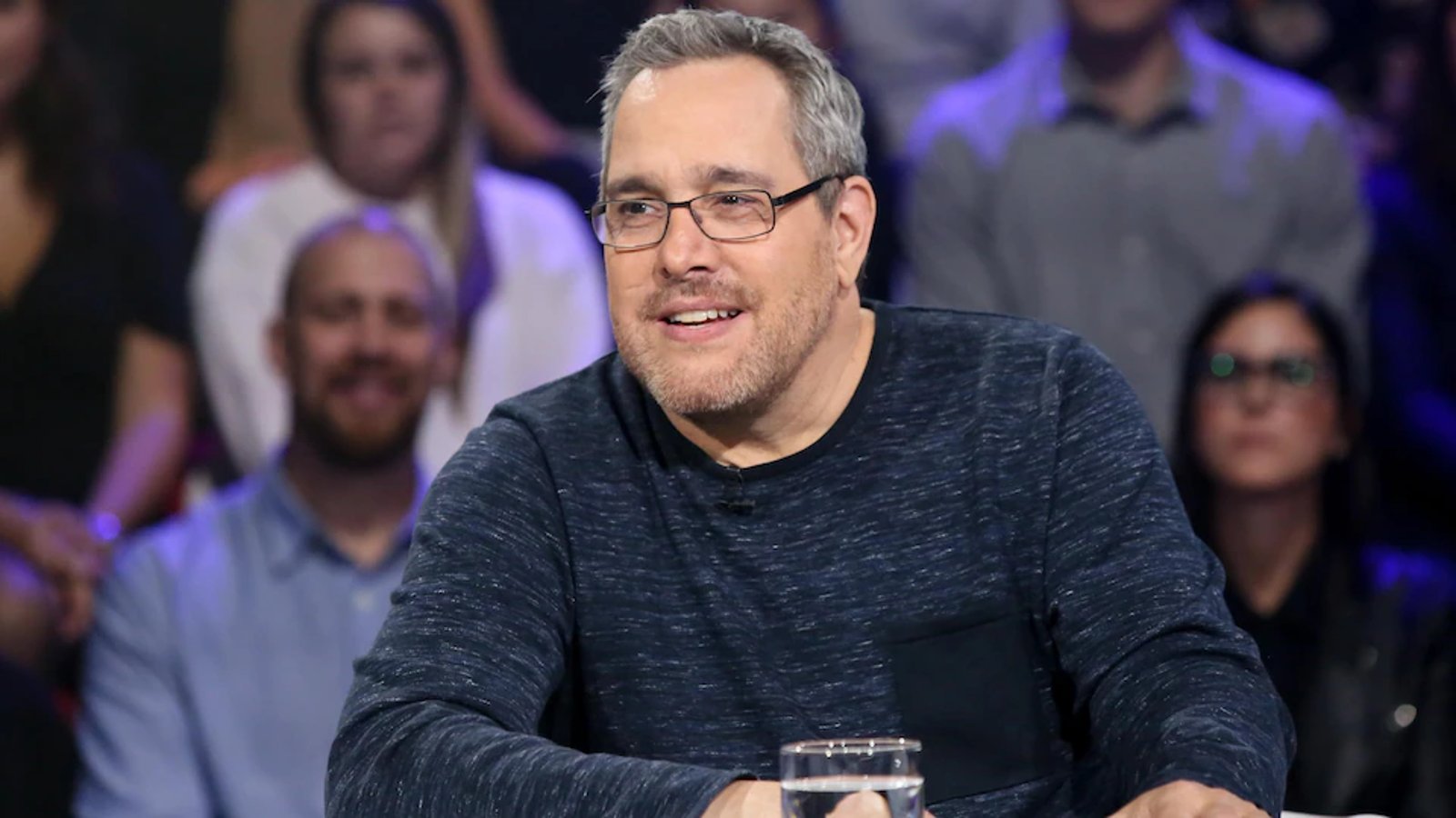 Michel Courtemanche est en couple et parle de sa nouvelle flamme 