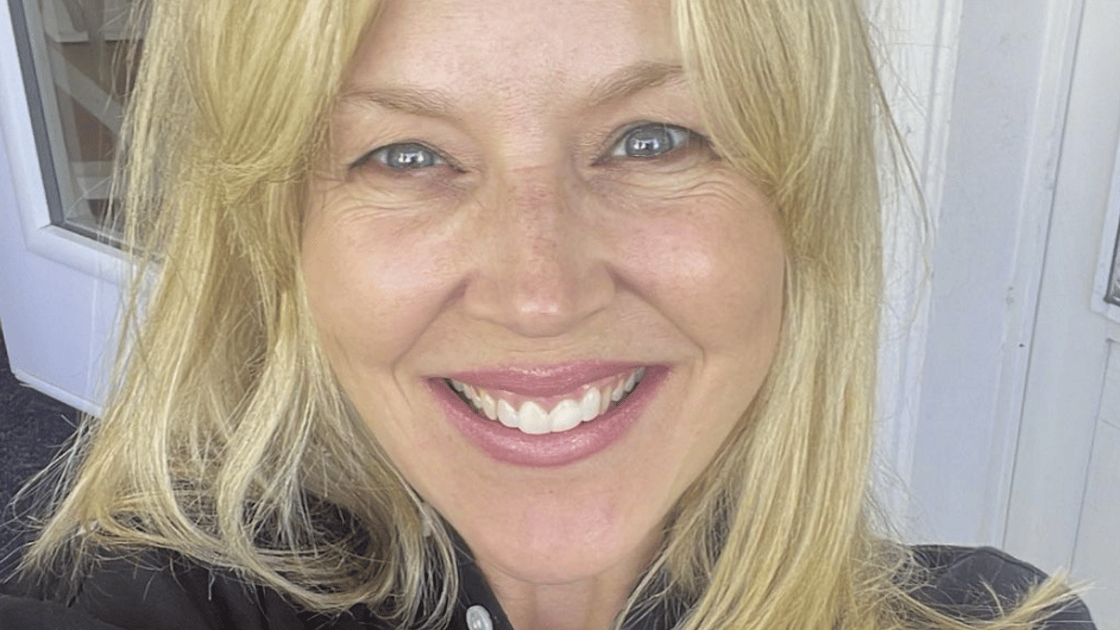 Julie Bélanger partage photo d’elle enfant et elle n’a pas changé