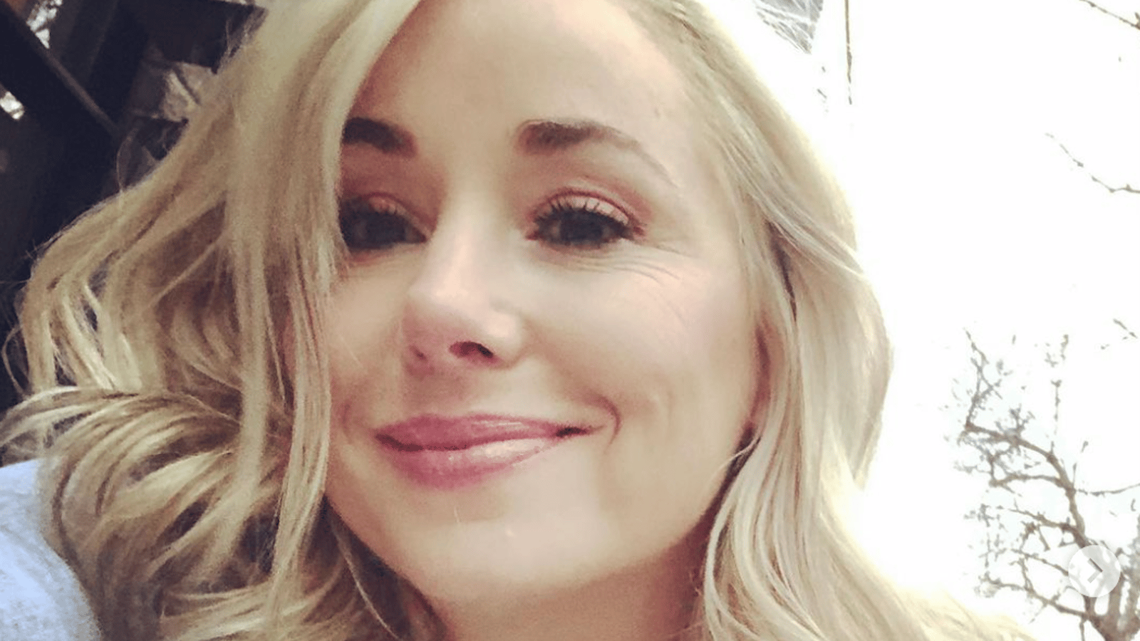 Mariloup Wolfe enflamme le web dans une rare photo en compagnie de ses deux fils