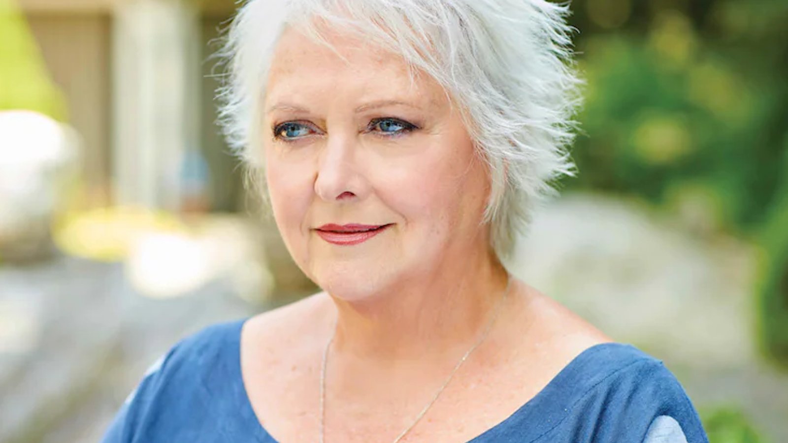 Grande nouvelle concernant Francine Ruel alors qu'elle confirme un retour sur scène